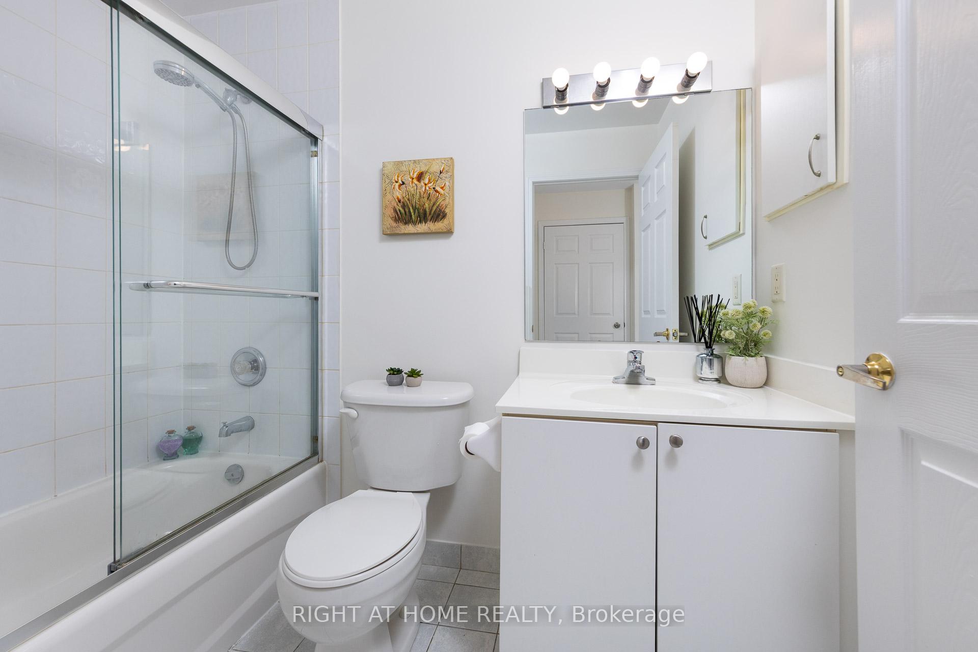 2 Bedrooms Condo at 5940 Yonge, Toronto For sale