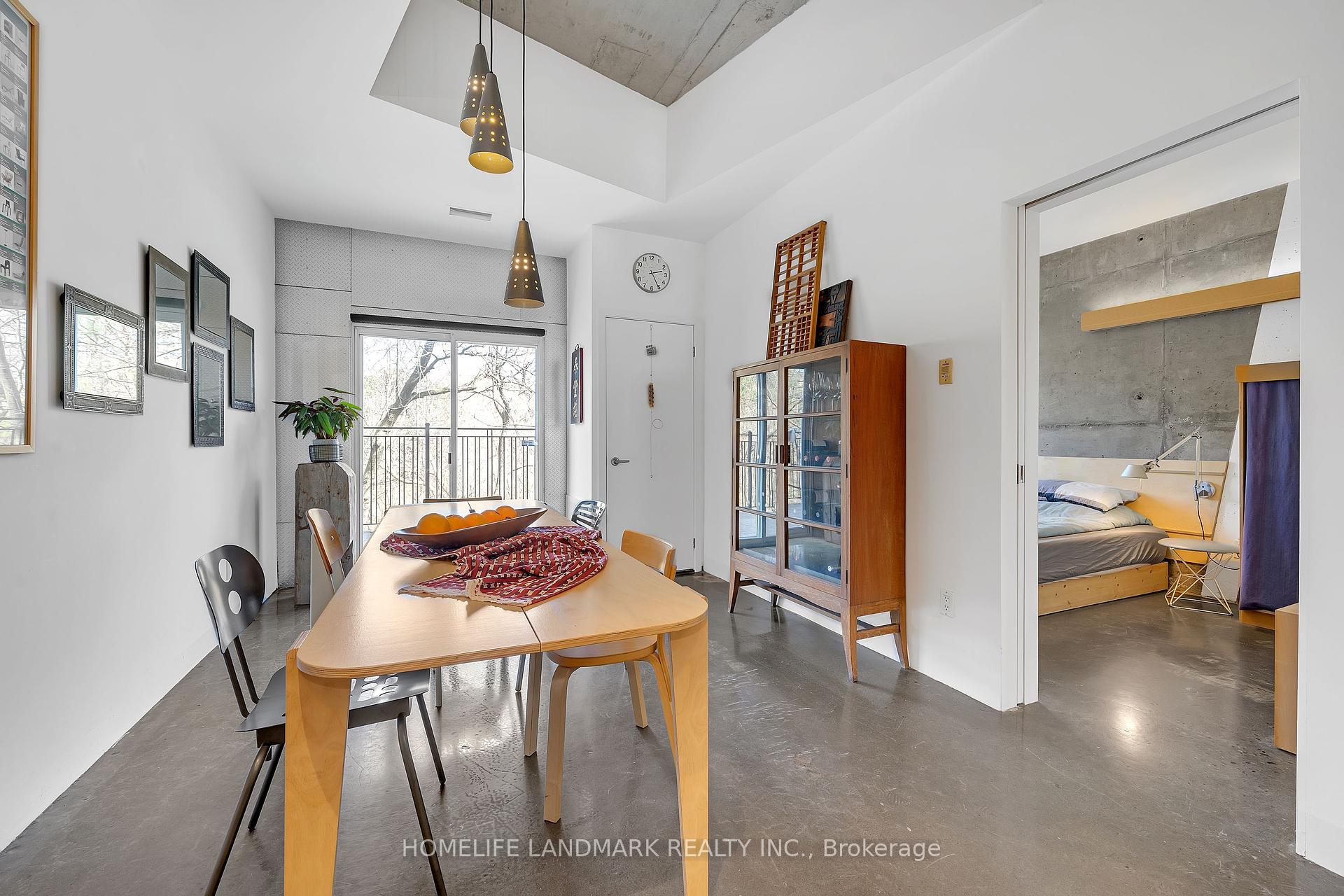 2 Bedrooms Condo at 2351 Kennedy,  Toronto For sale