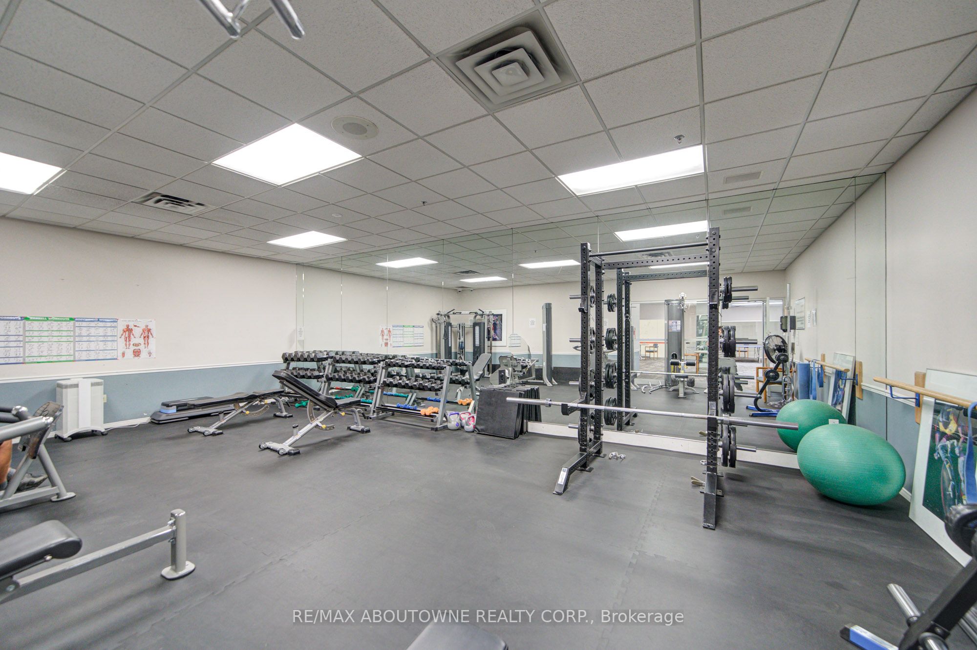1276 Maple Crossing Boulevard, #1008