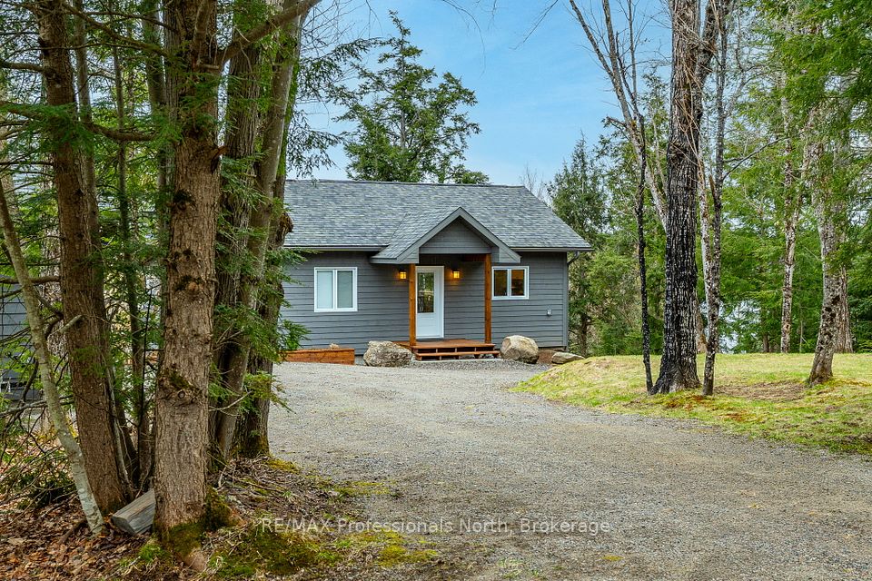 5997 Kennisis Lake Road, Dysart et al, ON K0M 1S0