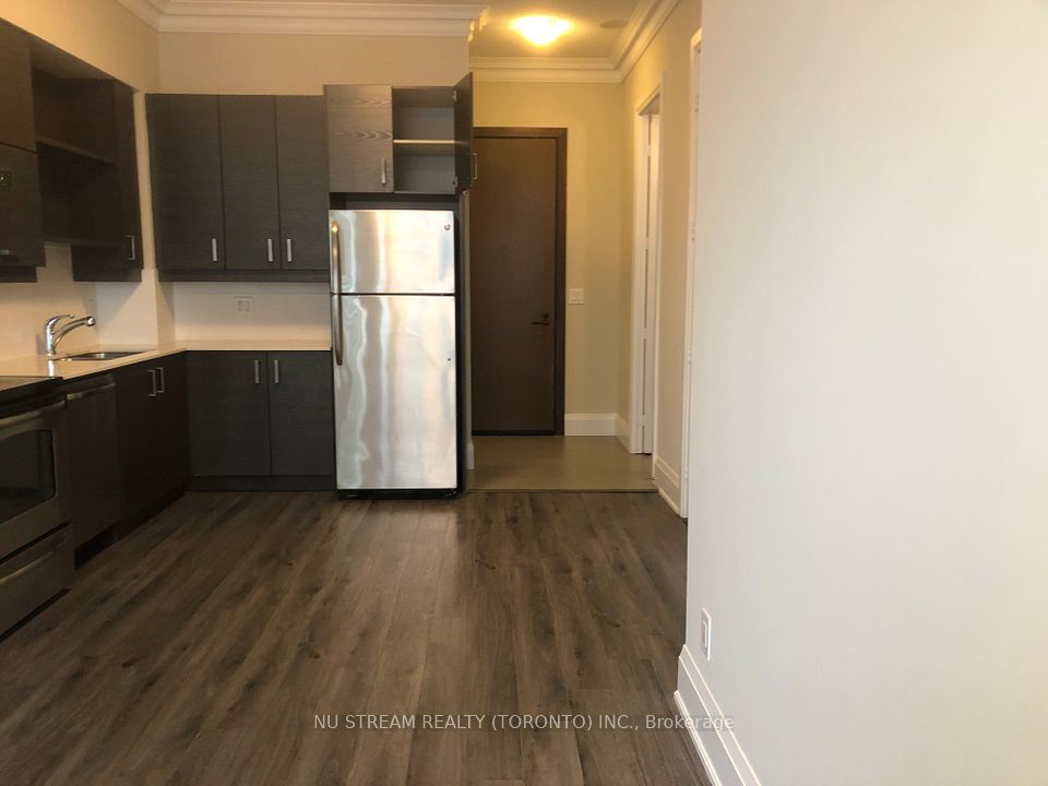 8228 Birchmount