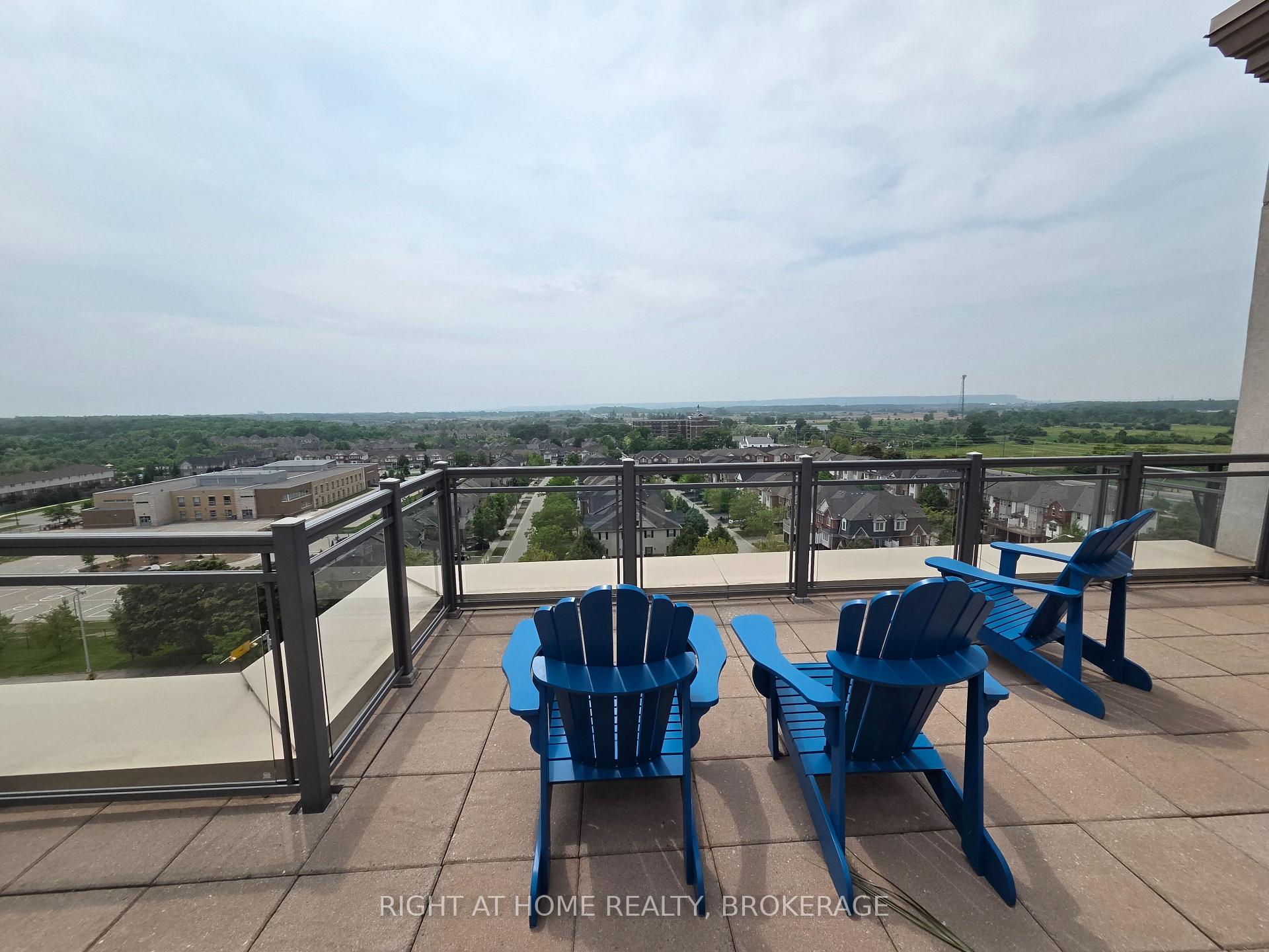 1 Bedroom Condo at 2490 Old Bronte, Oakville For sale