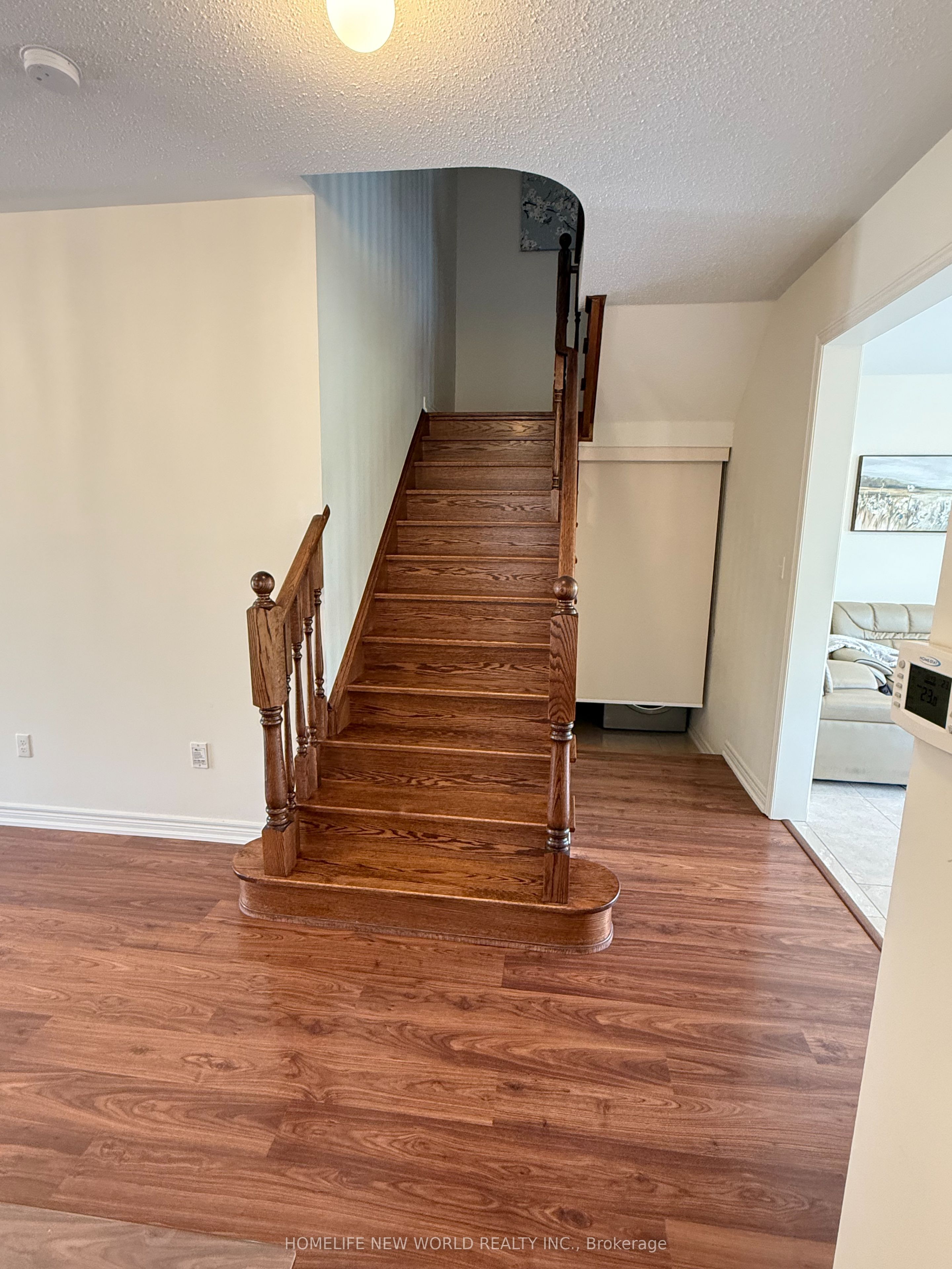 55 Frederick Stamm Crescent