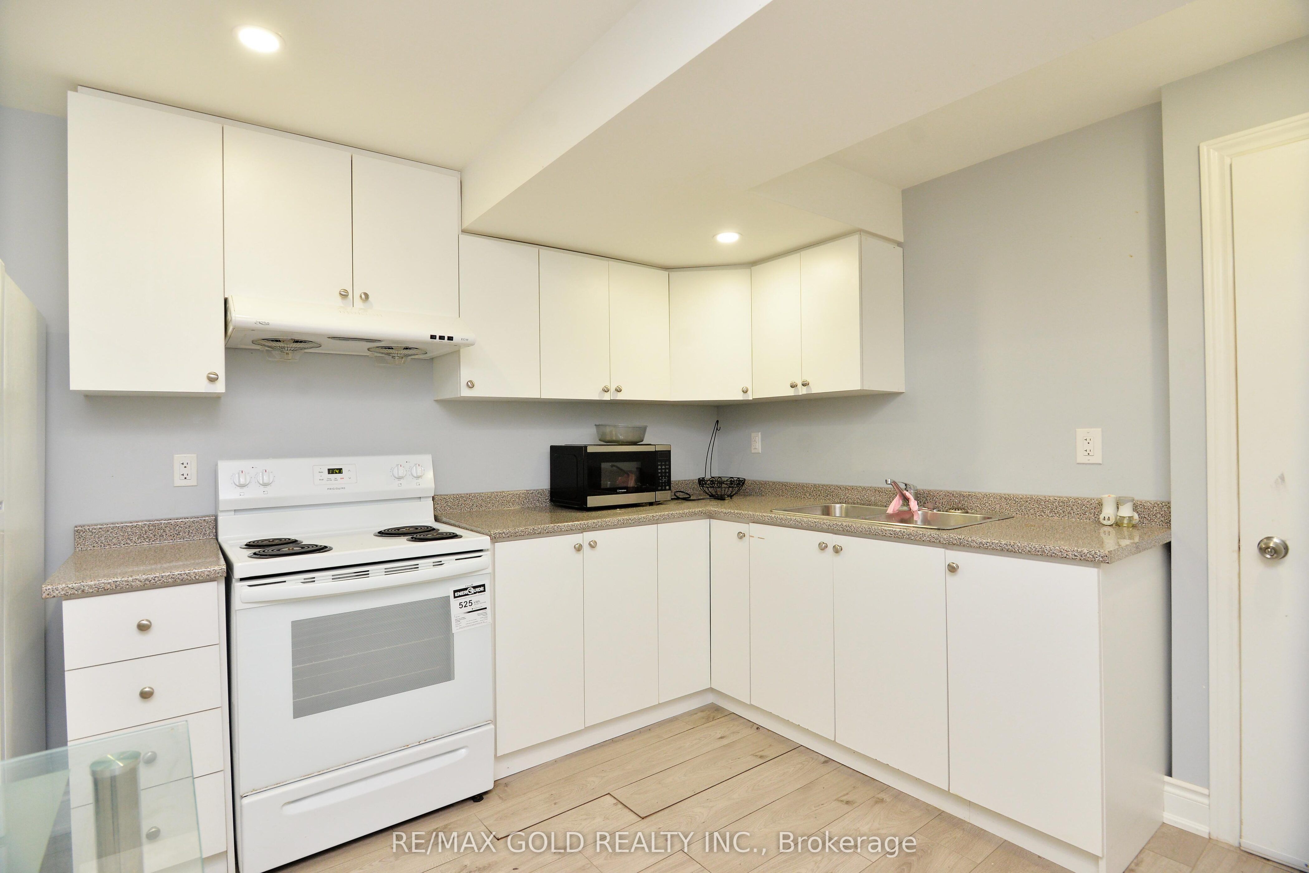 15 Mercedes Road, Brampton Northwest Brampton
