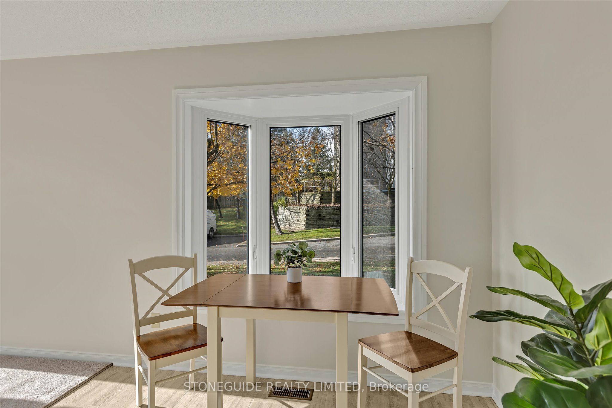 1099 Clonsilla Avenue, #116A