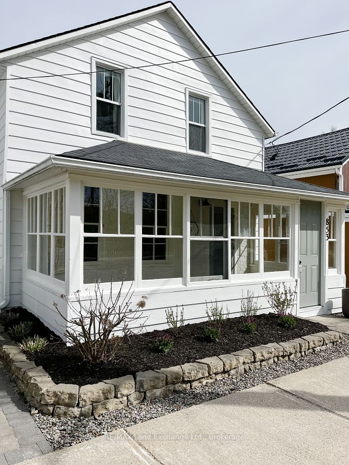 853 Olde Victoria