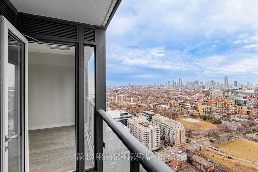 1 Bedroom Condo at 19 Western Battery, Toronto For sale