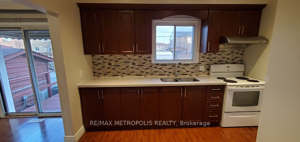 89 Bergen Road, Toronto, ON M1P 1S3