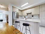 5 Amherst Circle