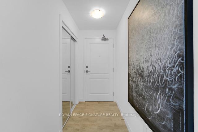 2 Bedrooms Condo at 450 Dundas, Hamilton For sale