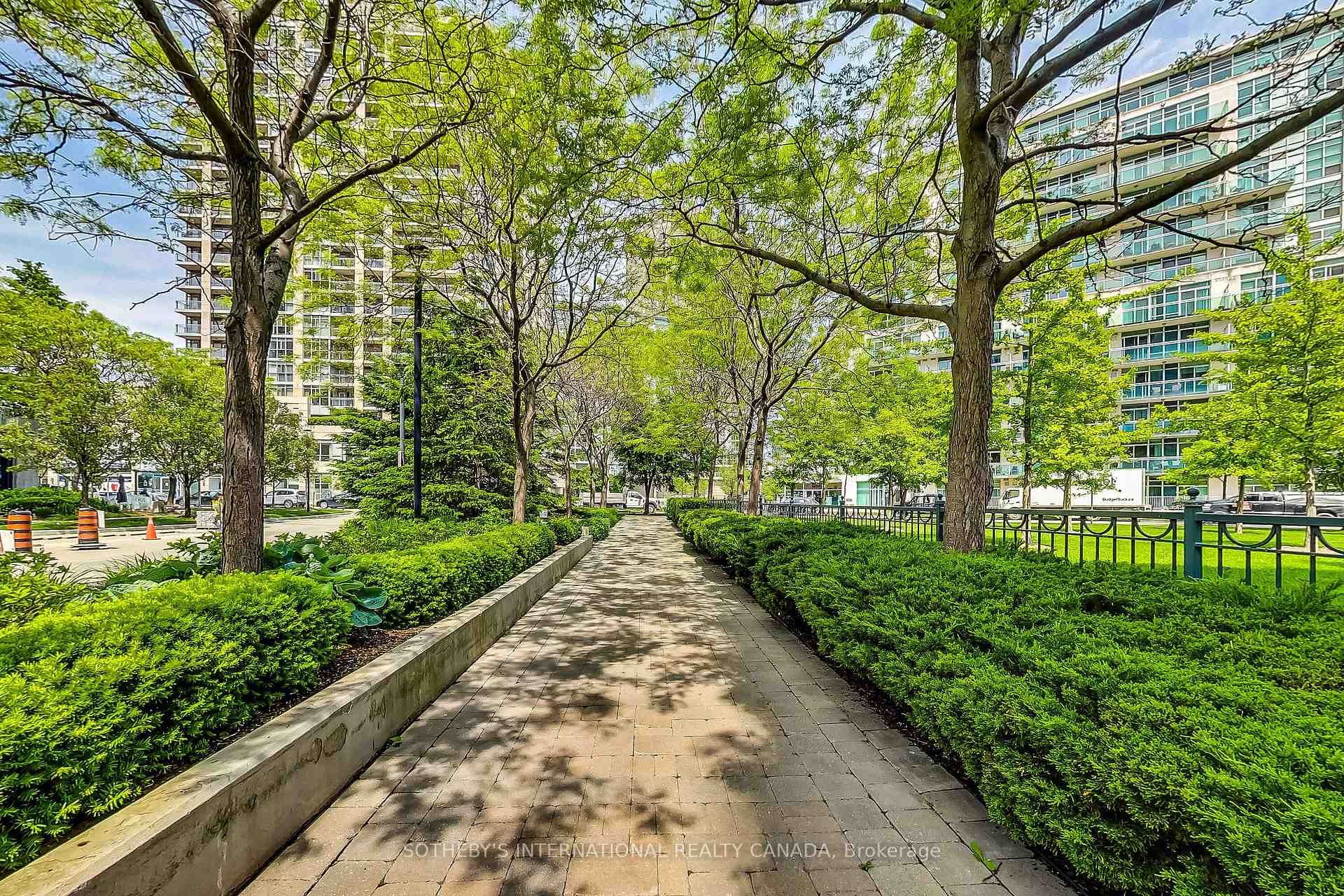 1 Bedroom Condo at 2095 Lake Shore, Toronto For sale