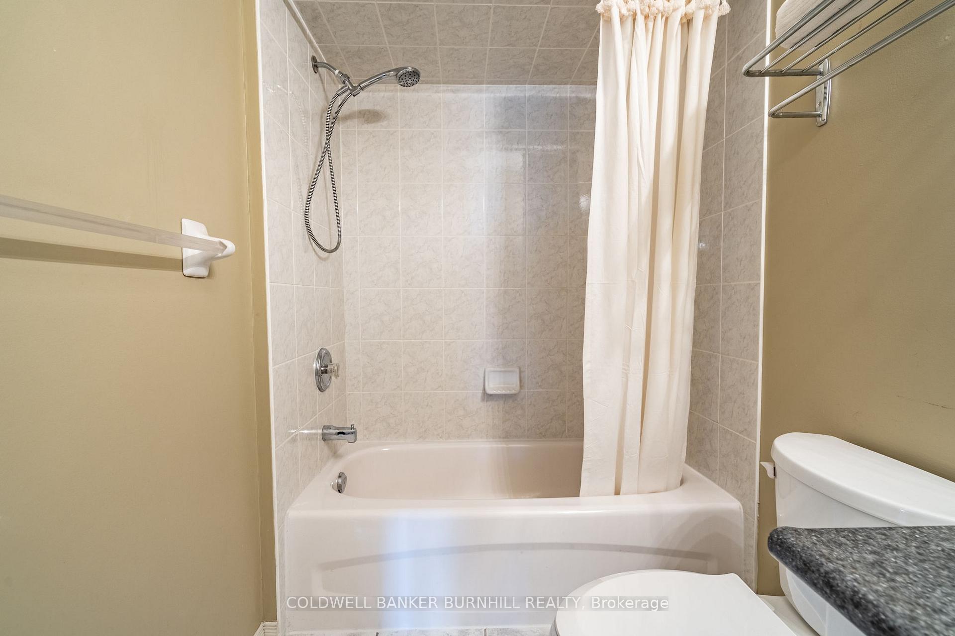 3 Bedrooms Condo at 1276 SILVAN FOREST,  Burlington For sale