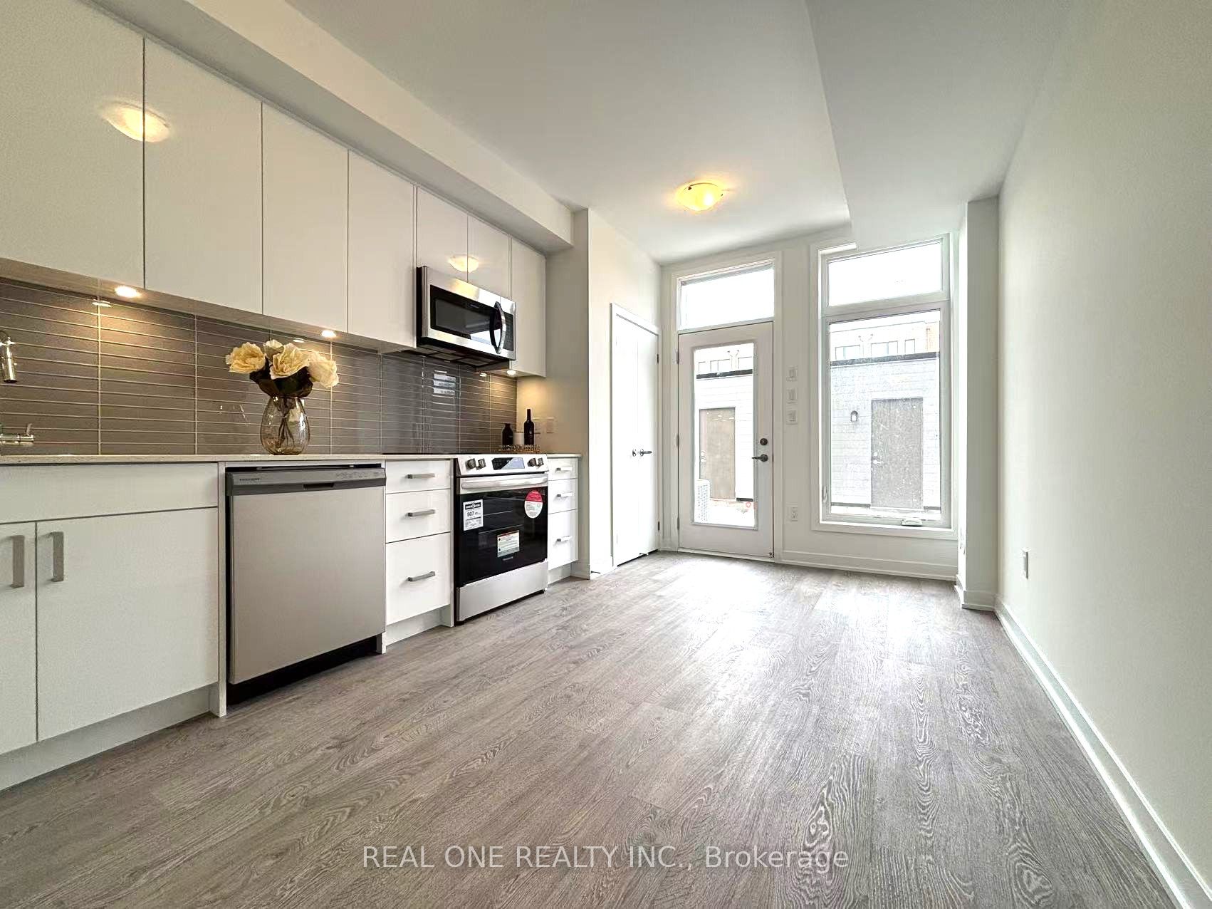 18 Turtle Island Road, #32