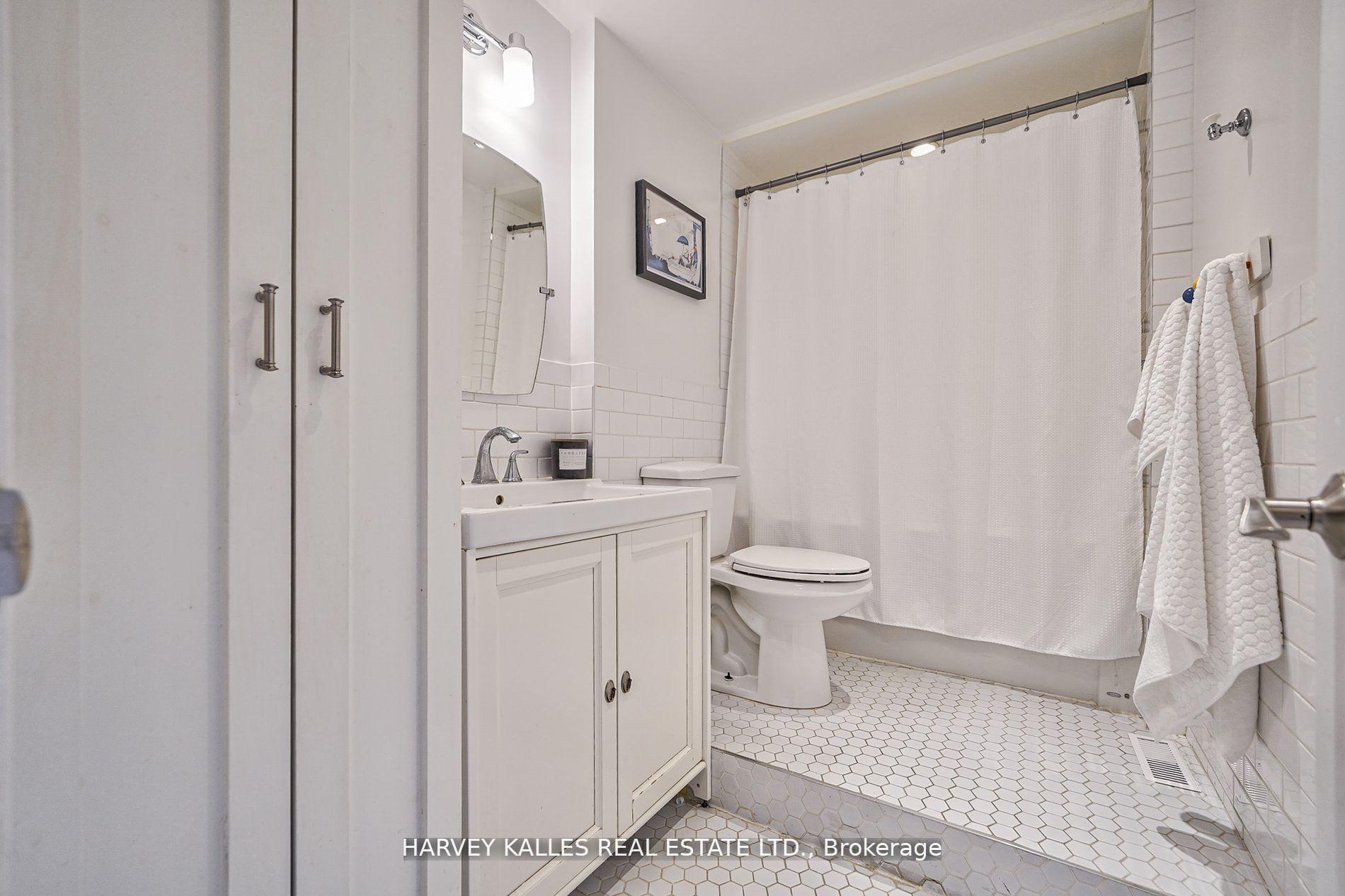 106 Gloucester Grove