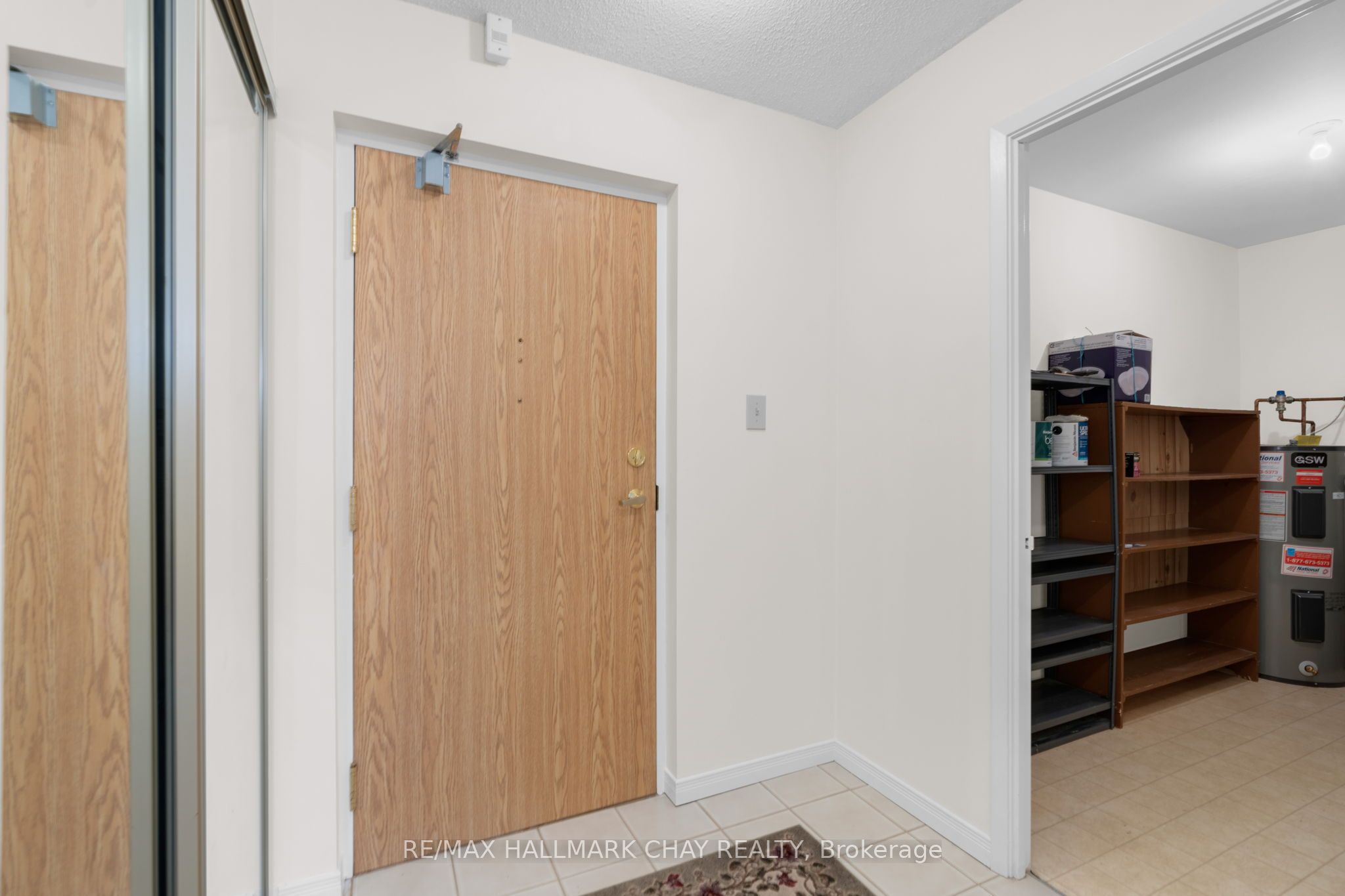 #208 - 291 Blake Street, Barrie, ON L4M 1K7