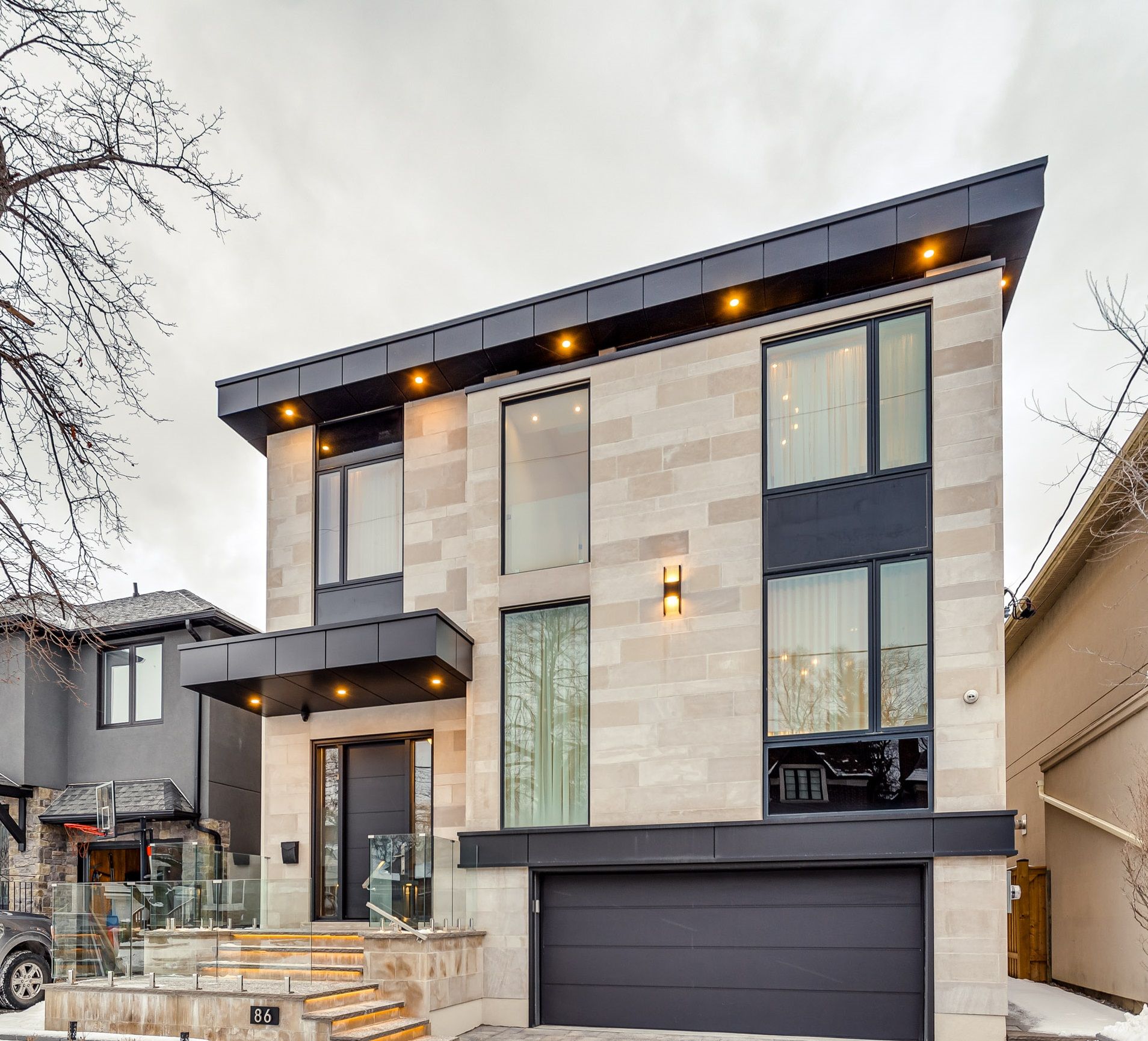 86 Mcgillivray Avenue