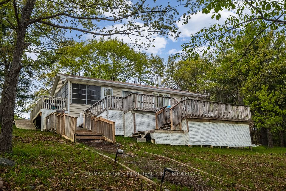 5084 Sheffield Long Lake