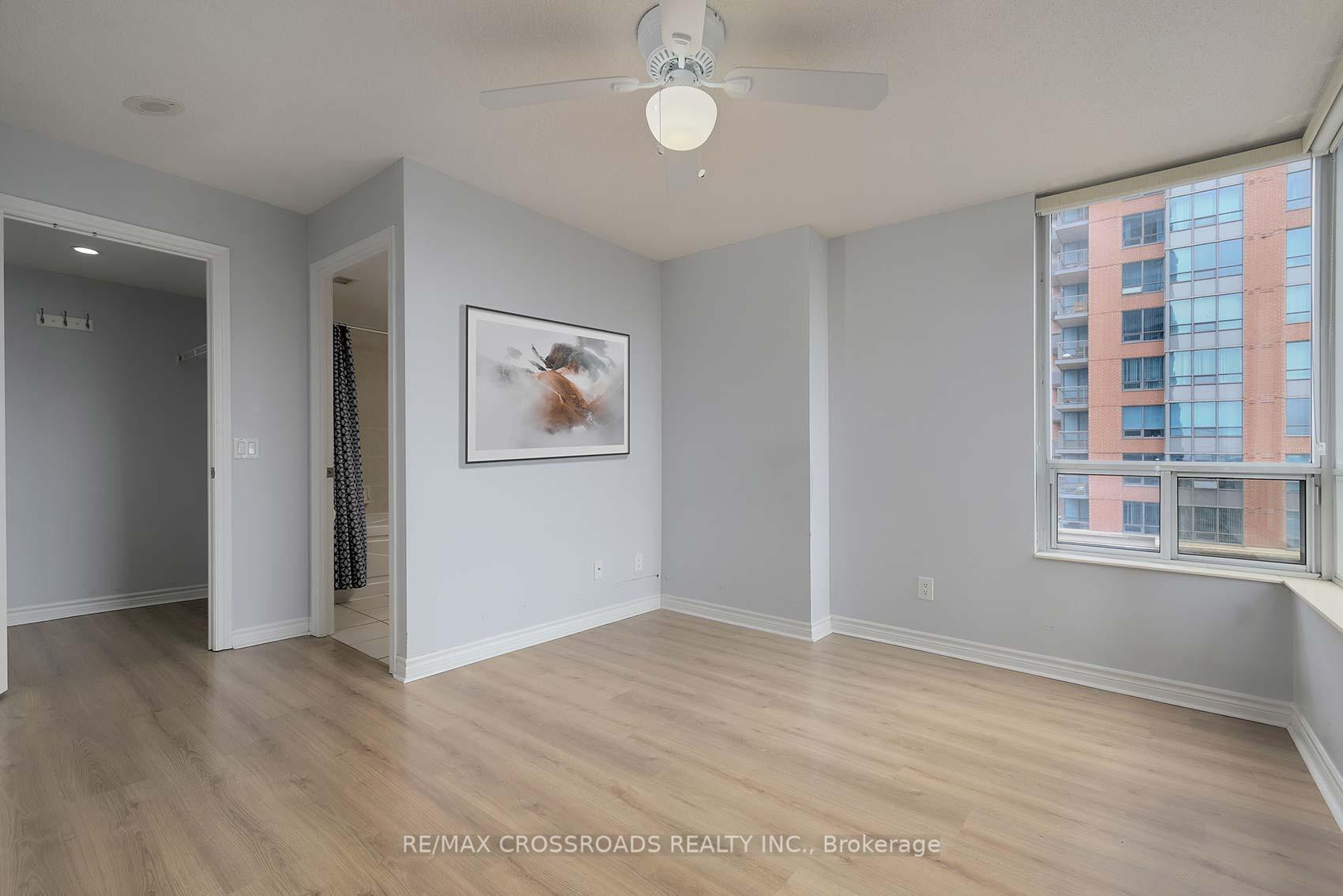 3 Bedrooms Condo at 5233 Dundas,  Toronto For sale