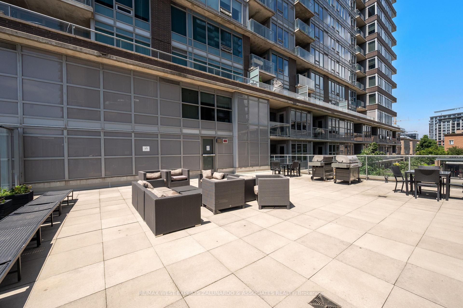 2 Bedrooms Condo at 59 East Liberty, Toronto For sale