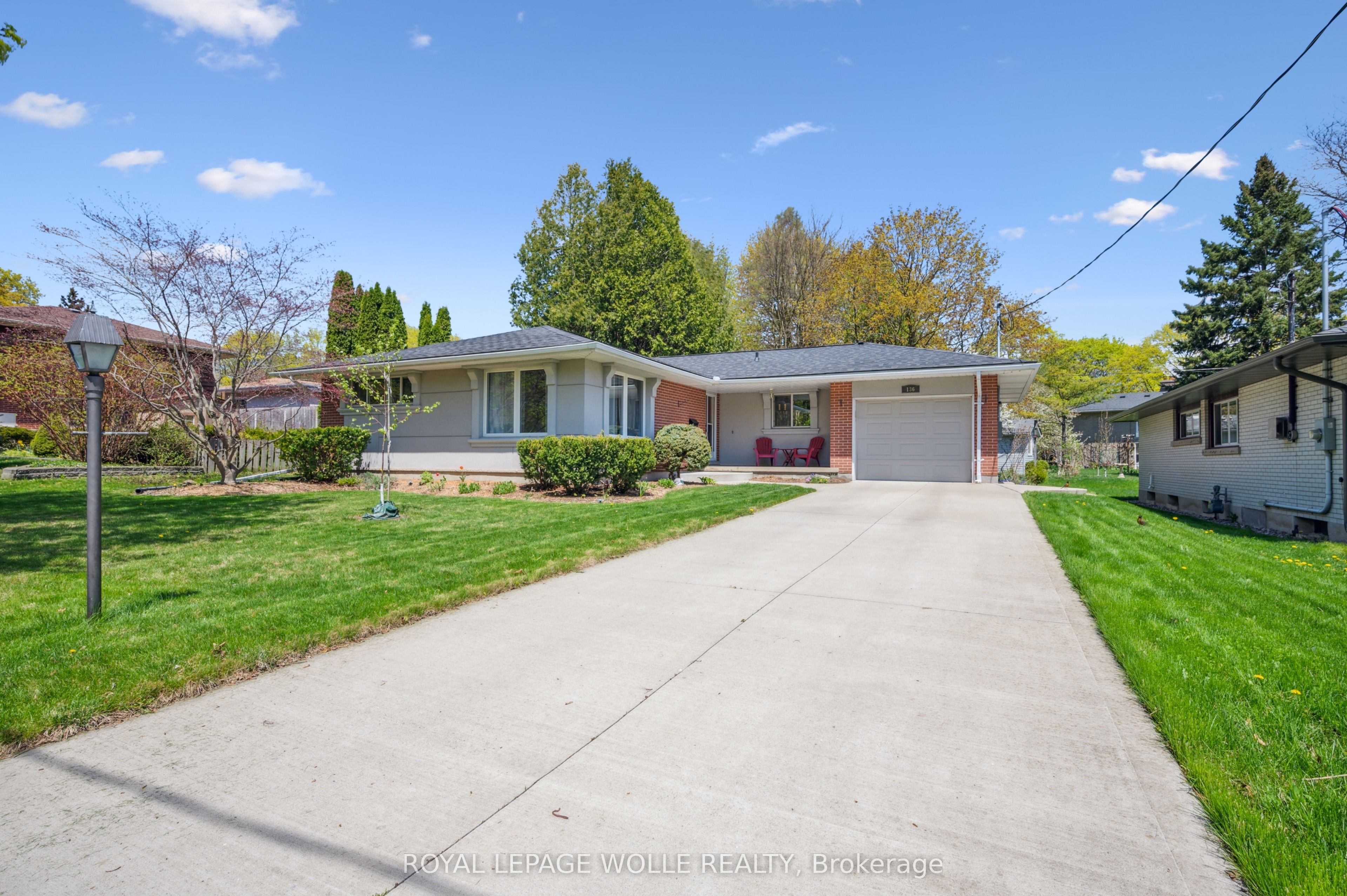 136 Warren Road