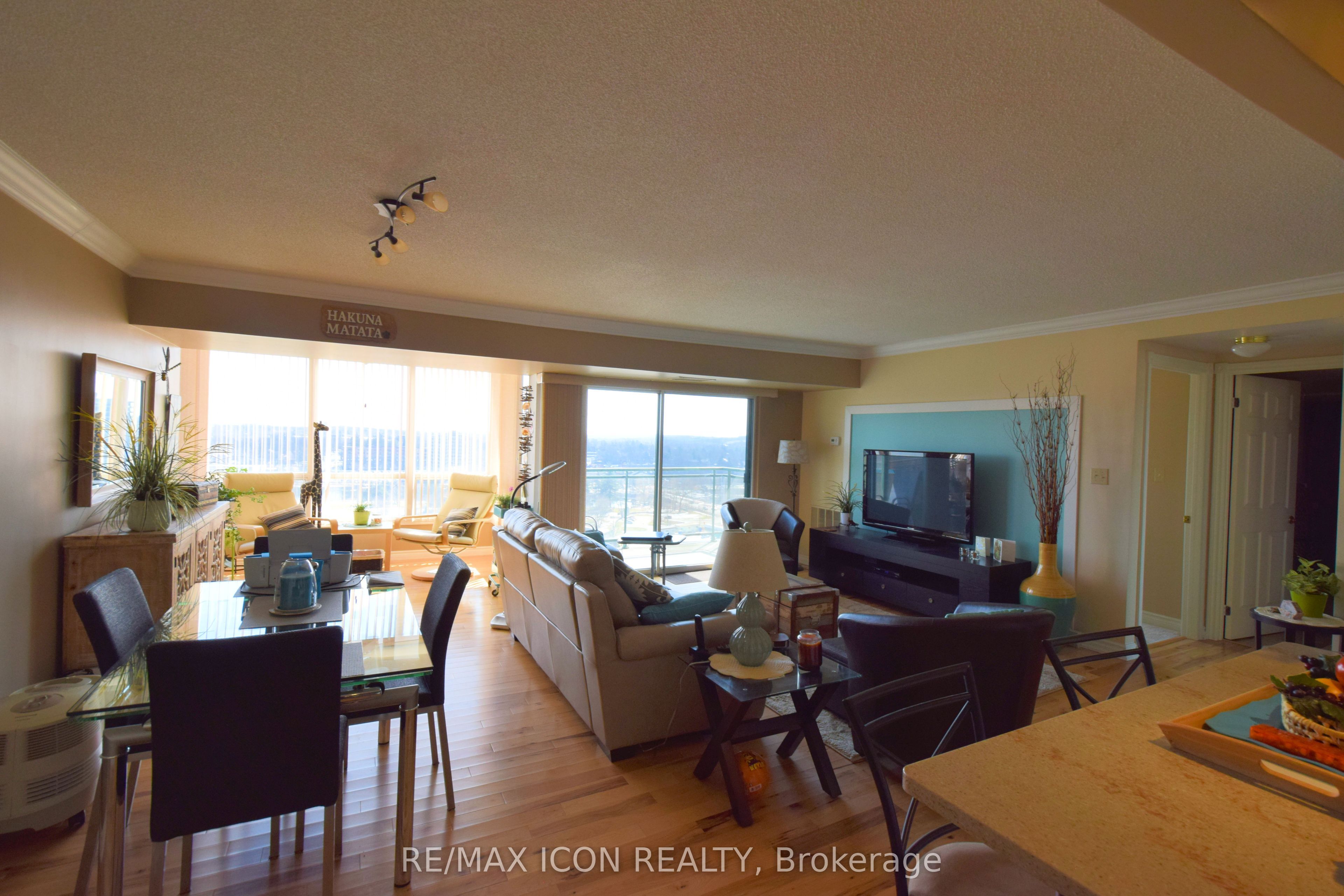 #901 - 237 King Street, Cambridge, ON N3H 5L2