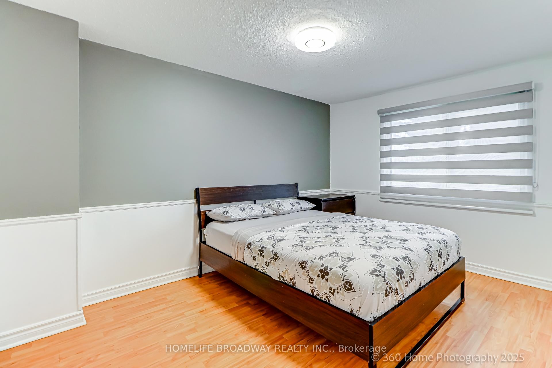 3 Bedrooms Condo at 51 Yellow Birch, Toronto For sale