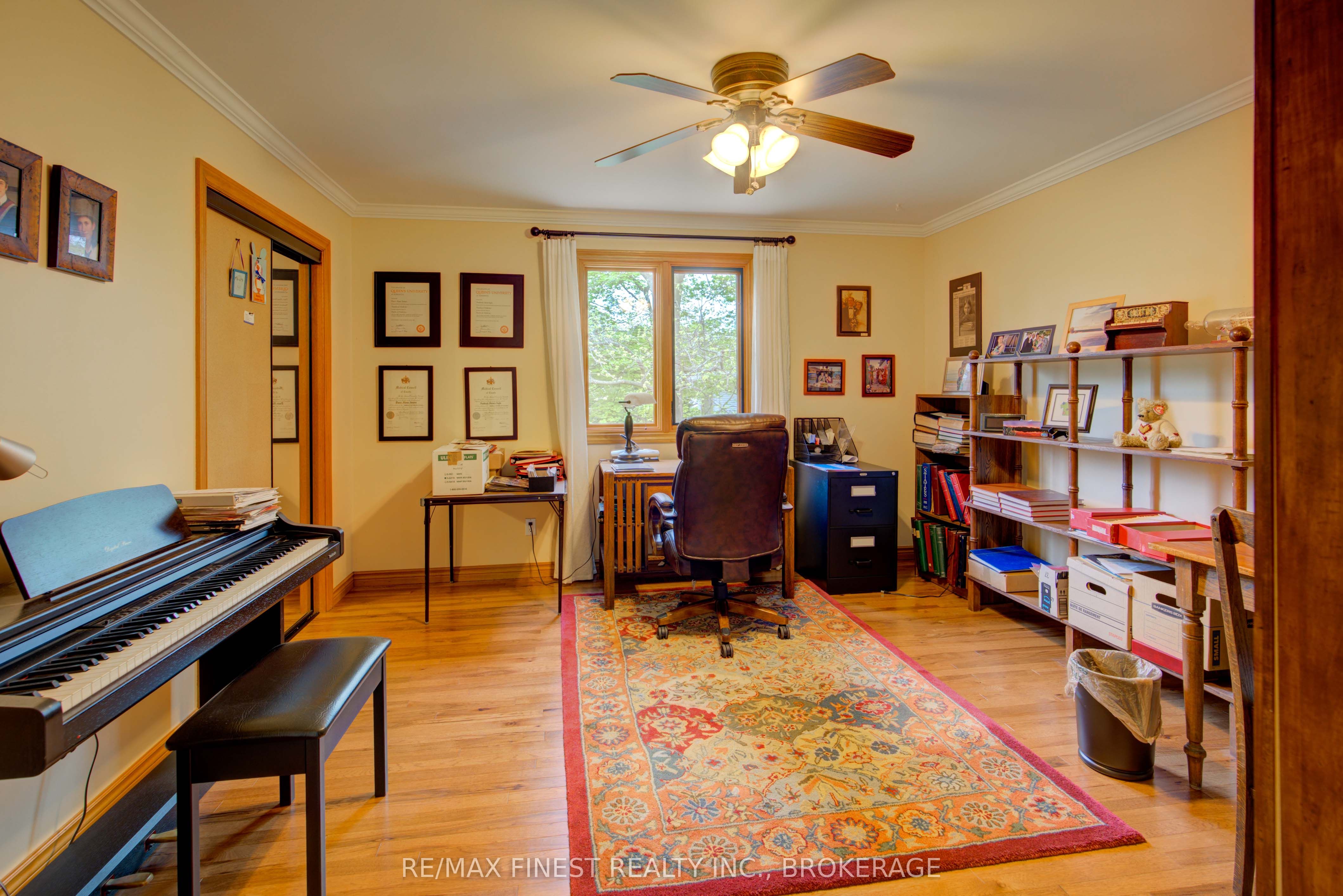 563 Rankin Crescent, Kingston, ON K7M 7K6