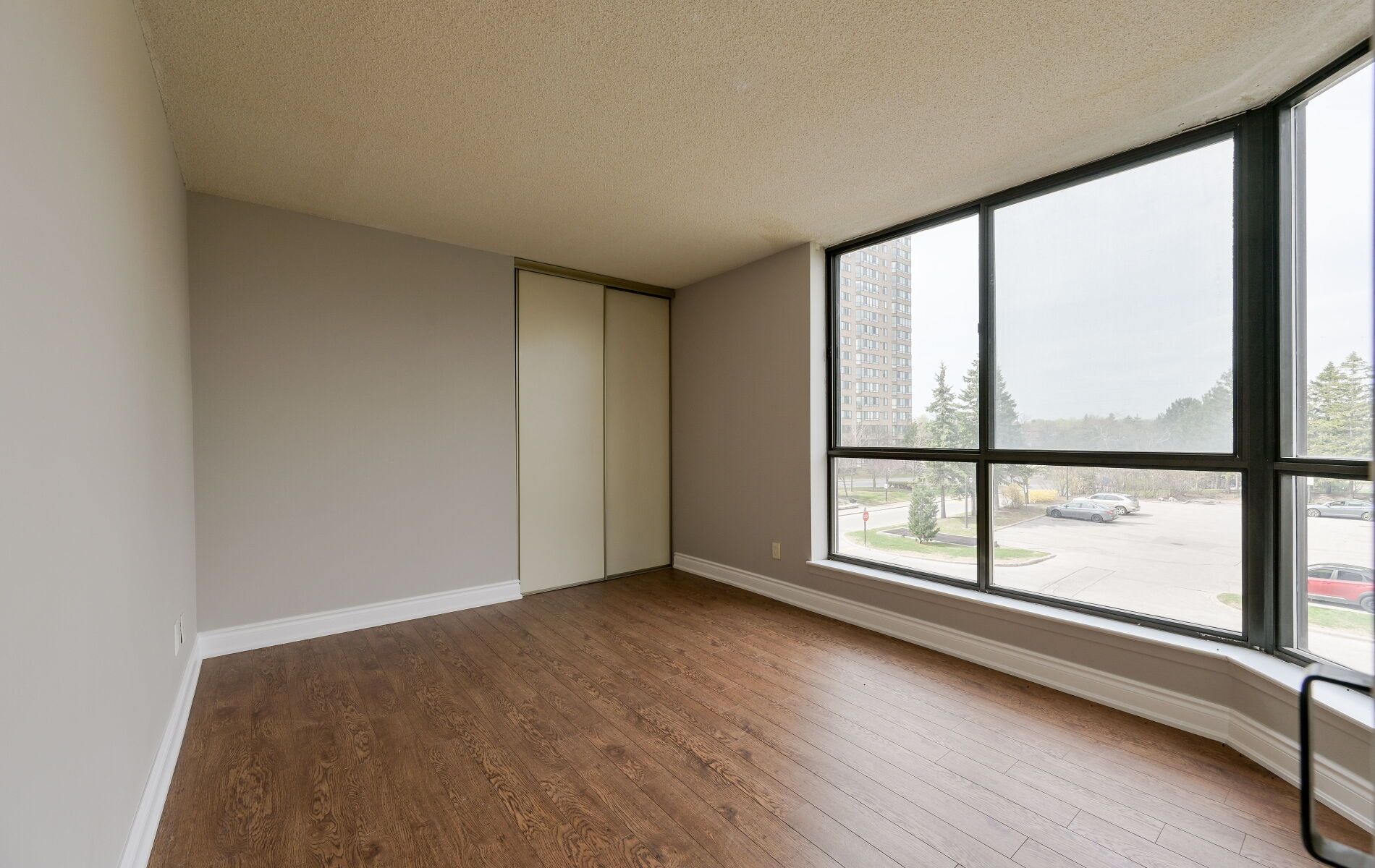 25 Bamburgh Circle 339
