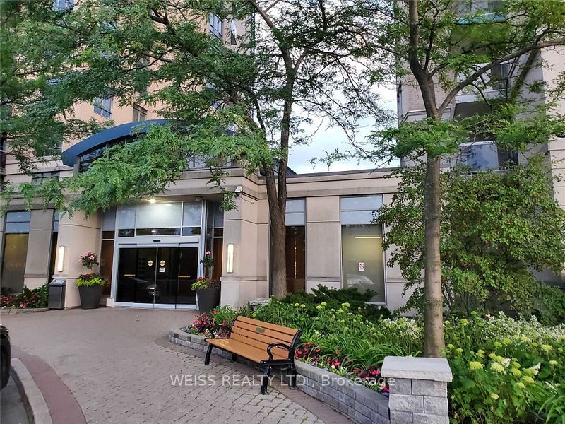 #529 - 18 Mondeo Drive, Toronto, ON M1P 5C8