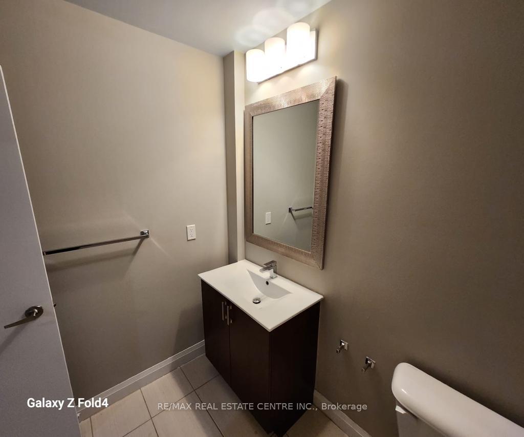 3 Bedrooms Condo at 22 East Haven,  Toronto For sale