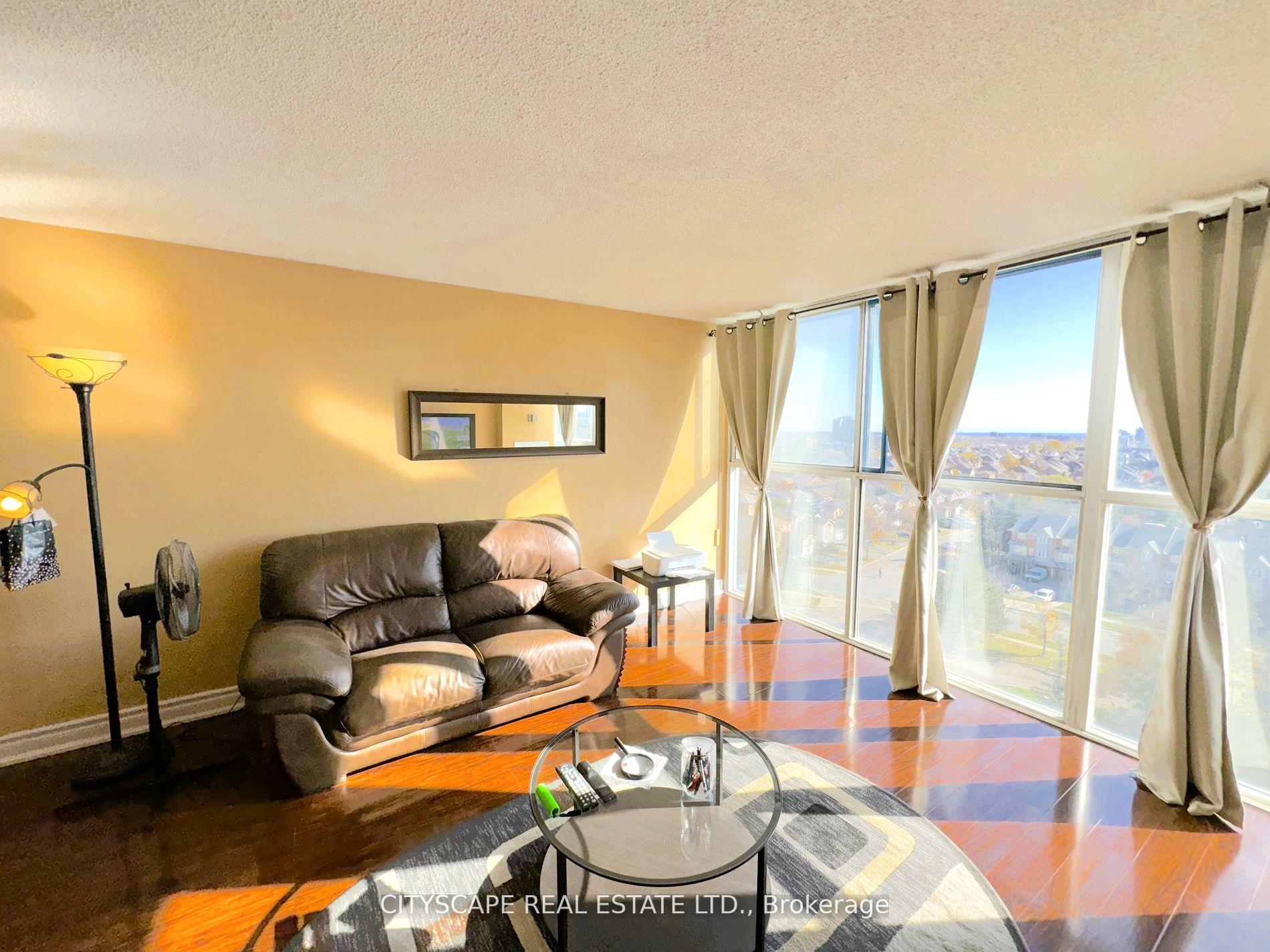 2 Bedrooms Condo at 25 Trailwood, Mississauga For sale