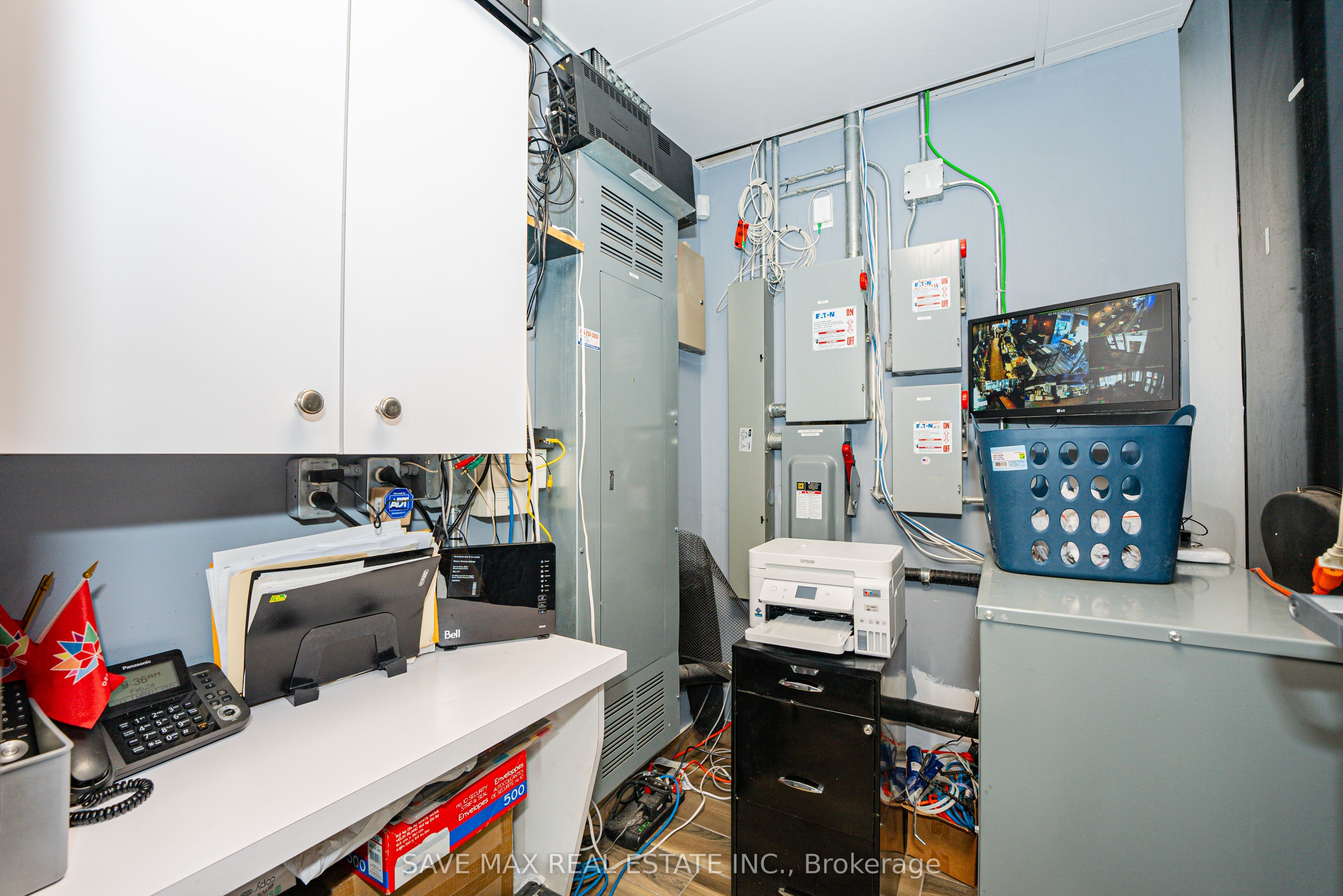 515 Lakeshore Road E, #101