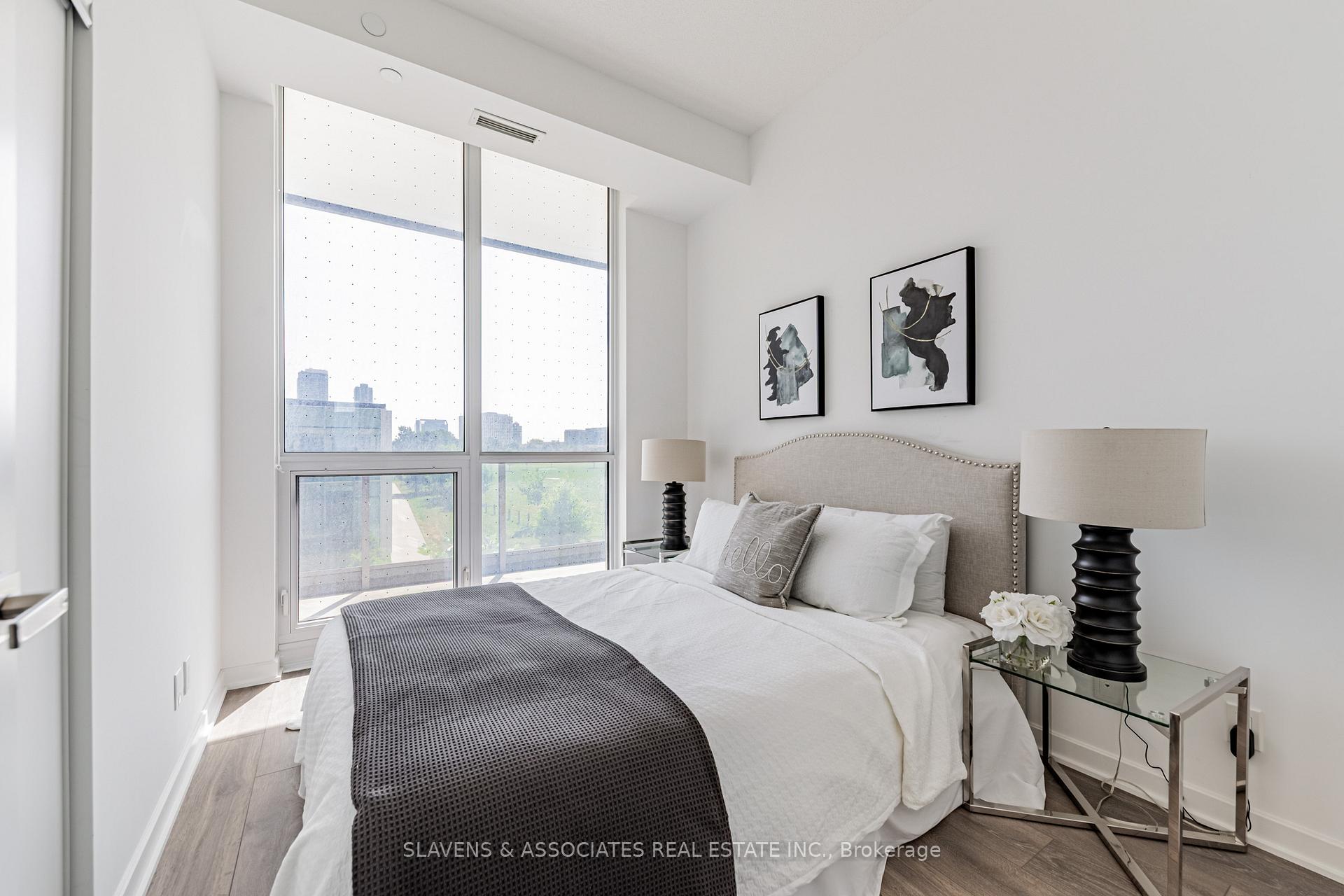 3 Bedrooms Condo at 38 Forest Manor, Toronto For sale