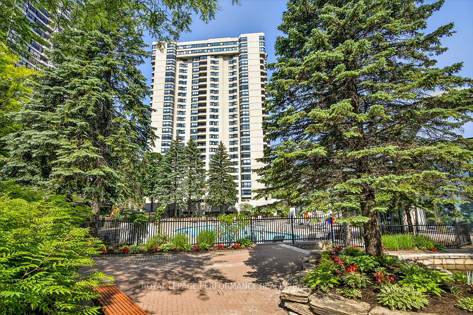 1500 Riverside