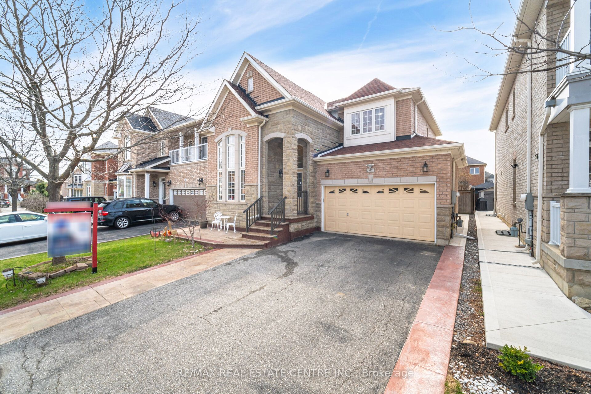 47 Begonia Crescent