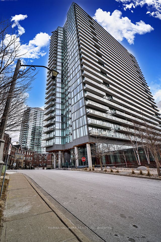 103 The Queensway Avenue