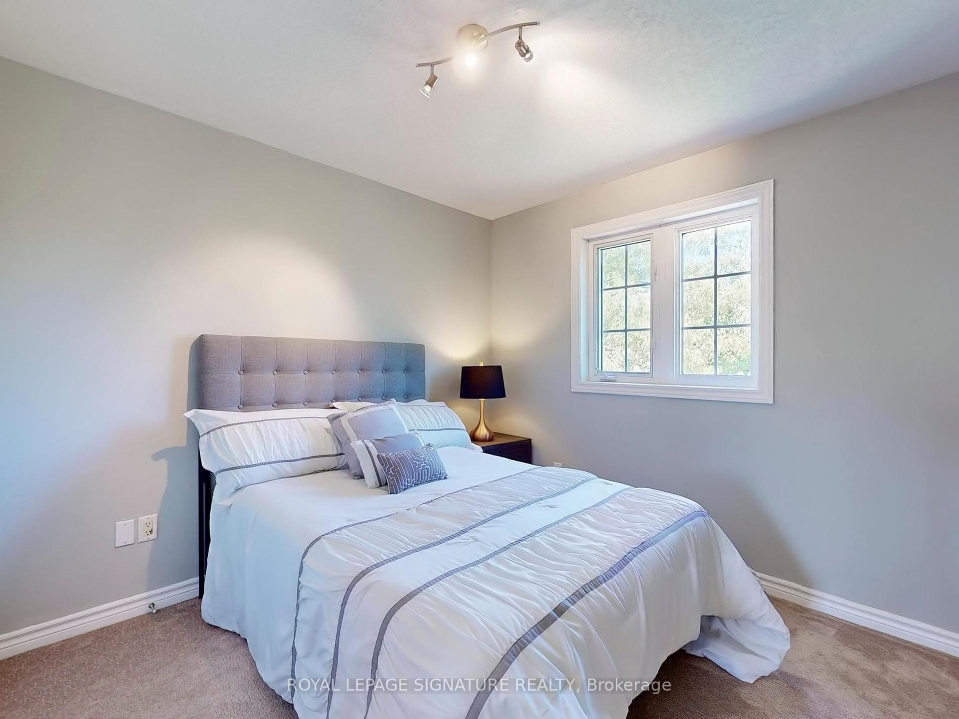 3 Bedrooms Condo at 99 Panabaker, Hamilton For sale