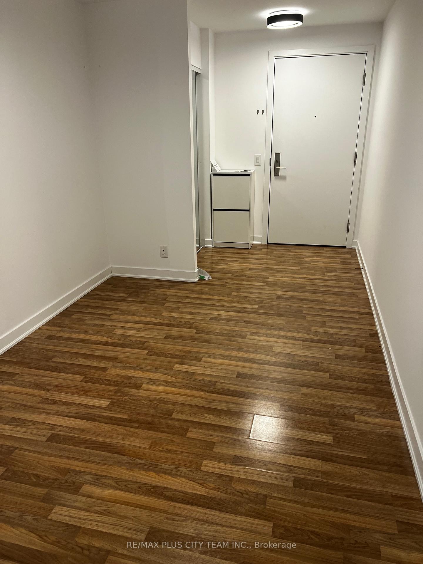 4 Bedrooms Condo at 120 Parliament, Toronto For sale