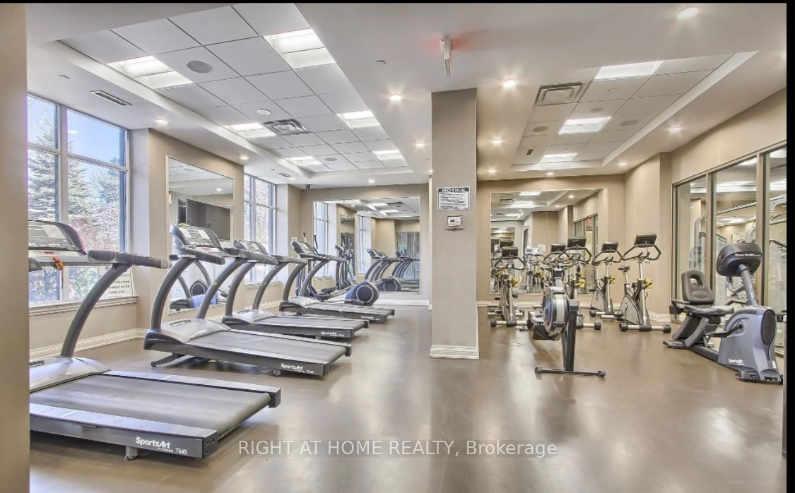 9255 Jane Street, #604