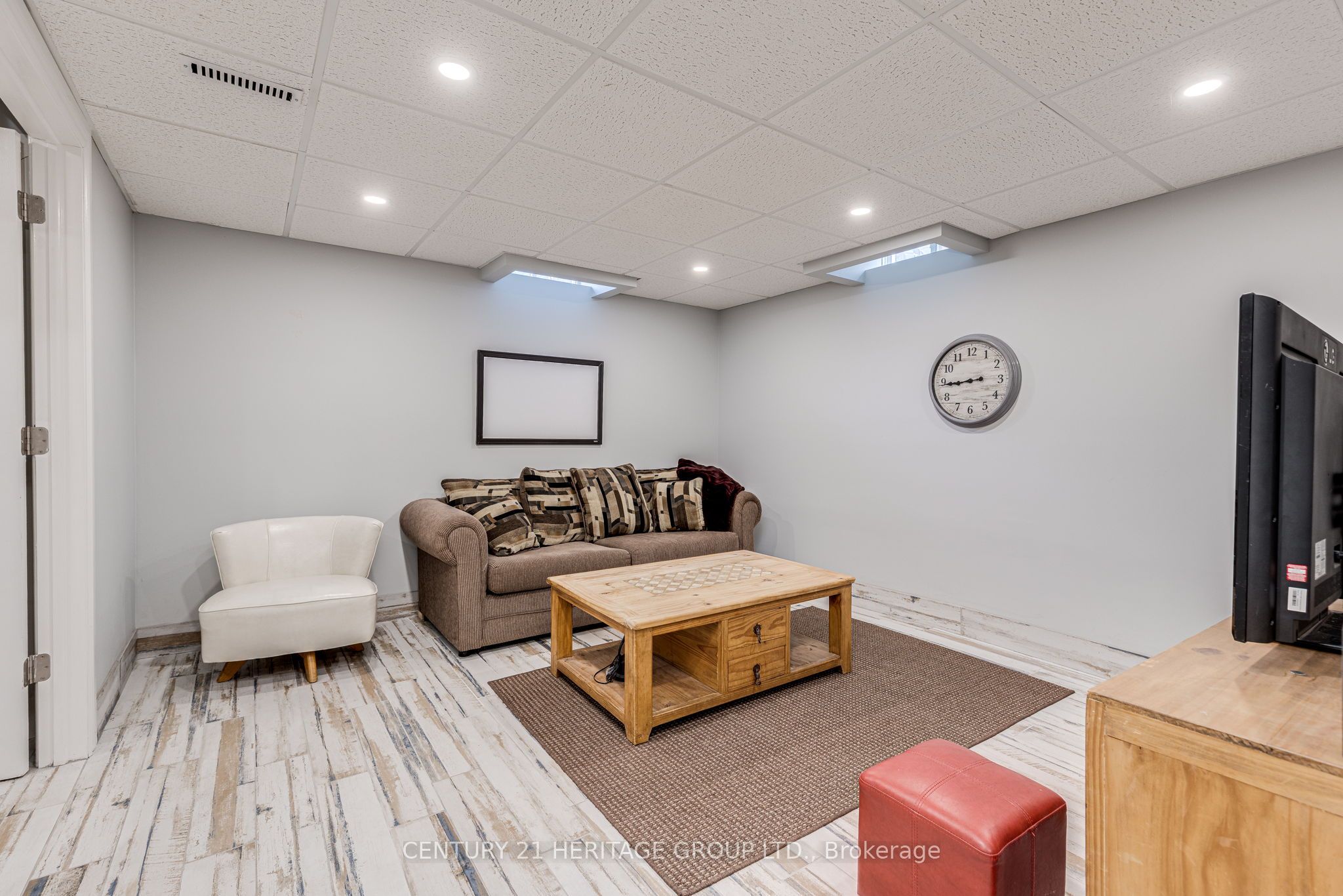 673 Chaleur Place