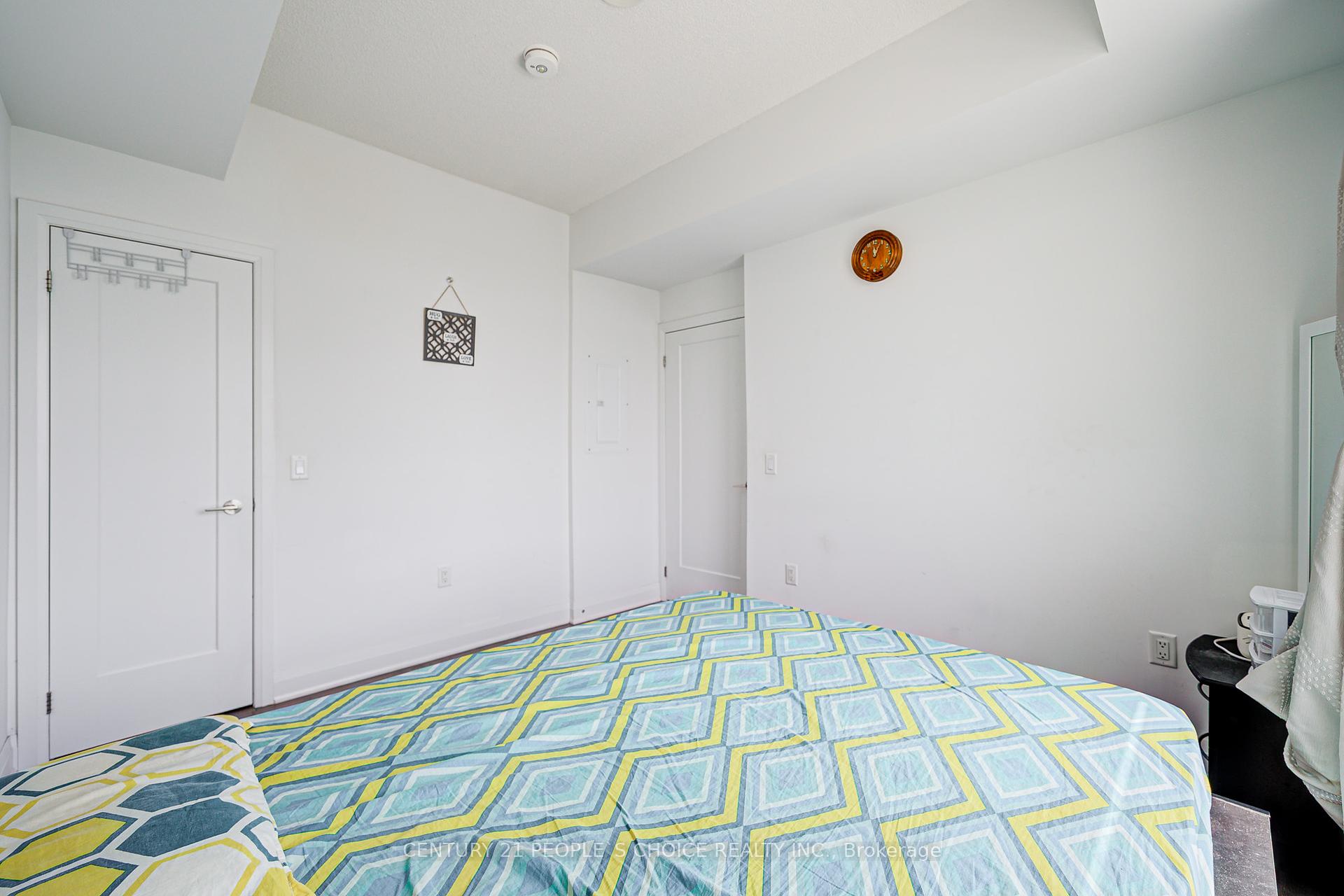 2 Bedrooms Condo at 3220 Sheppard, Toronto For sale