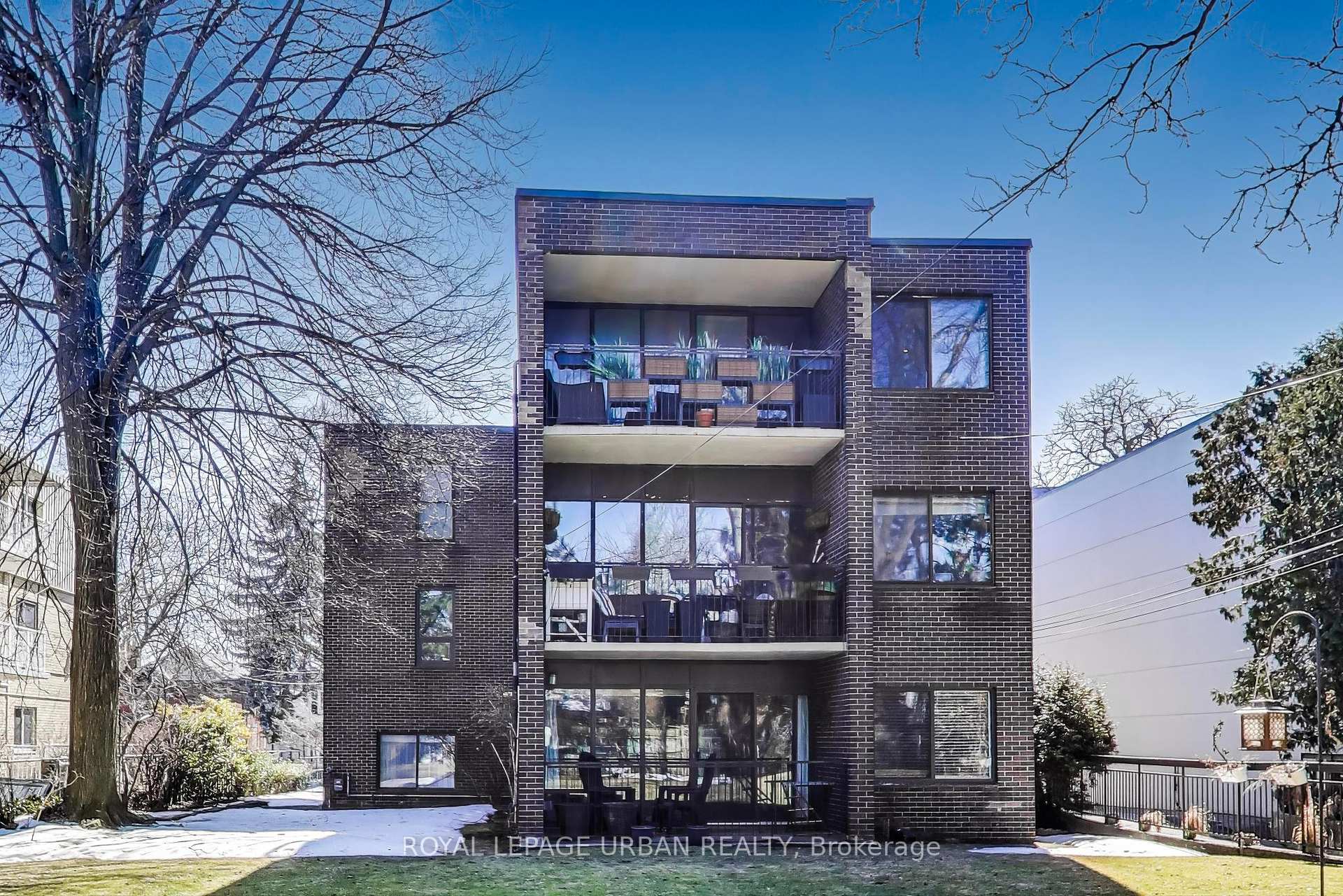 2 Bedrooms Condo at 166 Sherwood, Toronto For sale