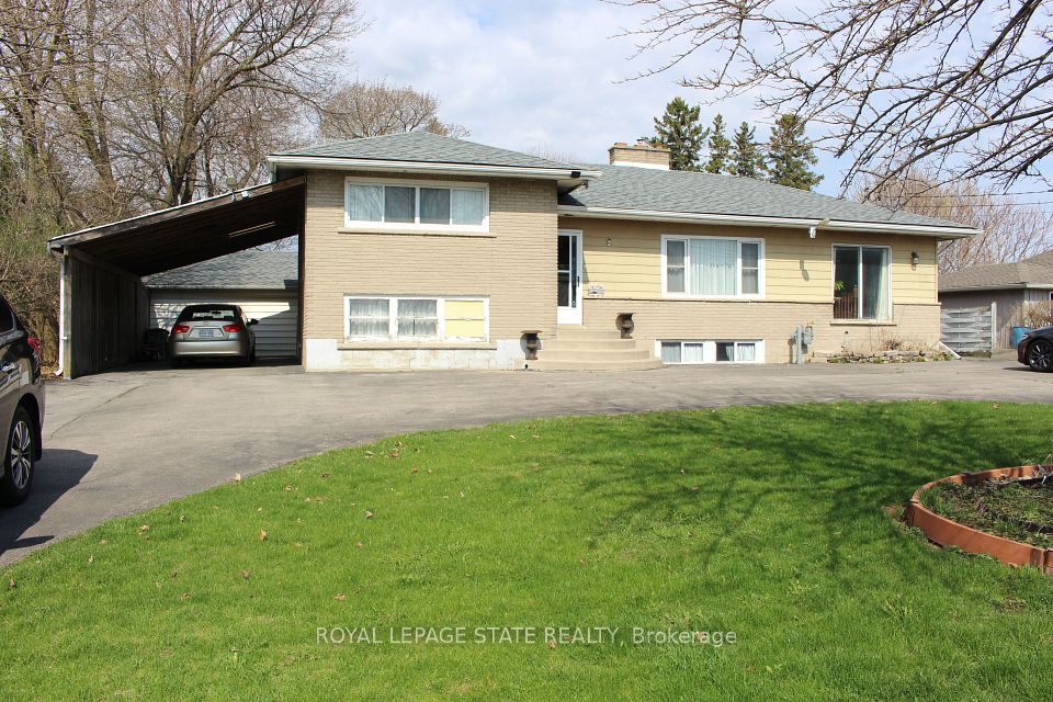 2112 Upper James