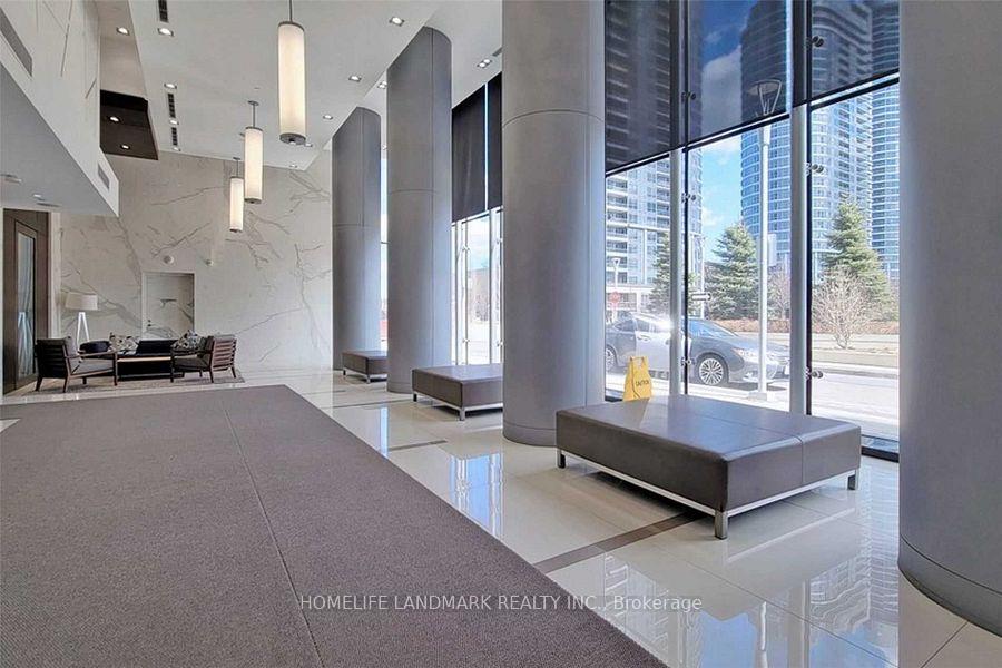 2 Bedrooms Condo at 255 Village Green,  Toronto For sale