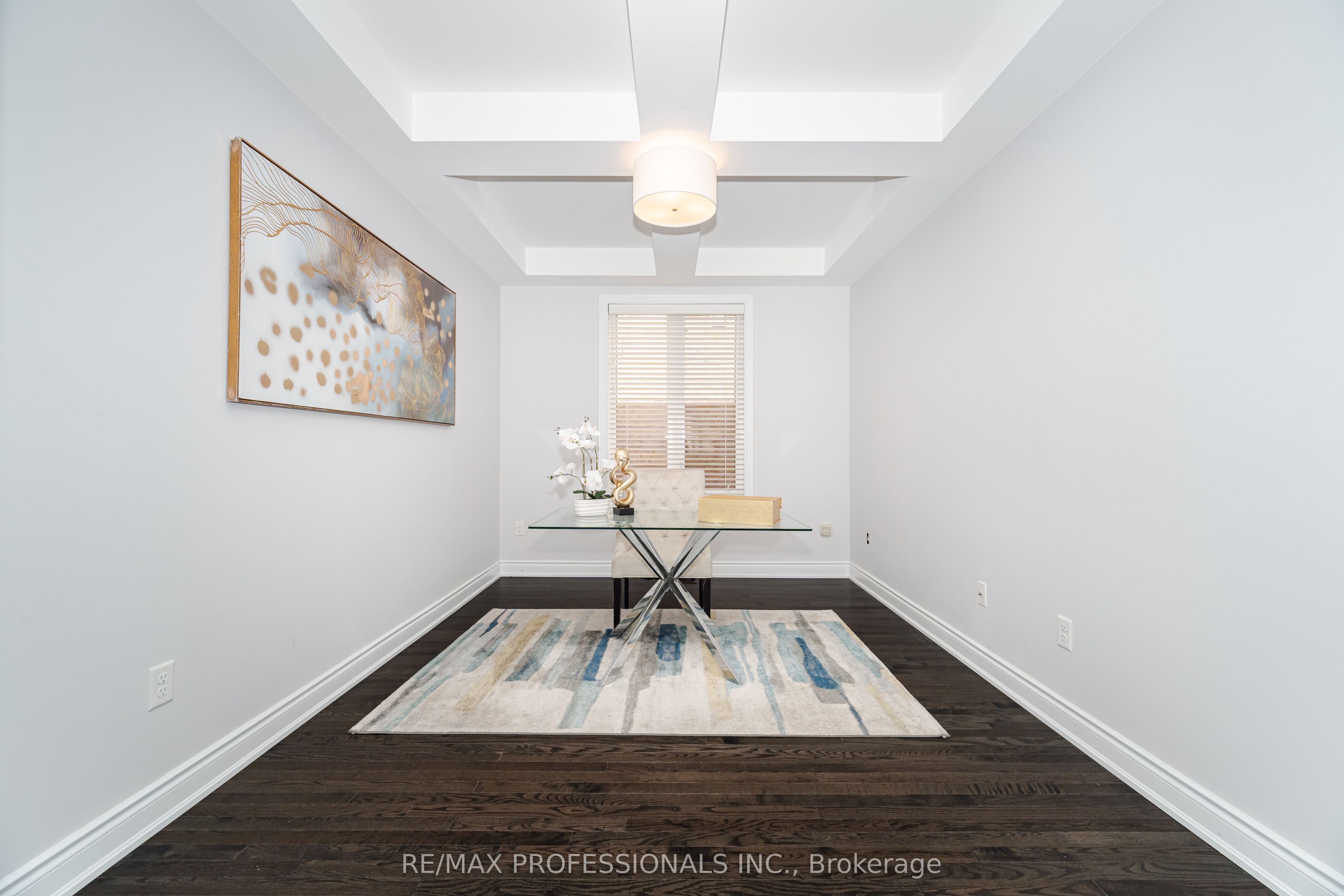 35 Lampman Crescent
