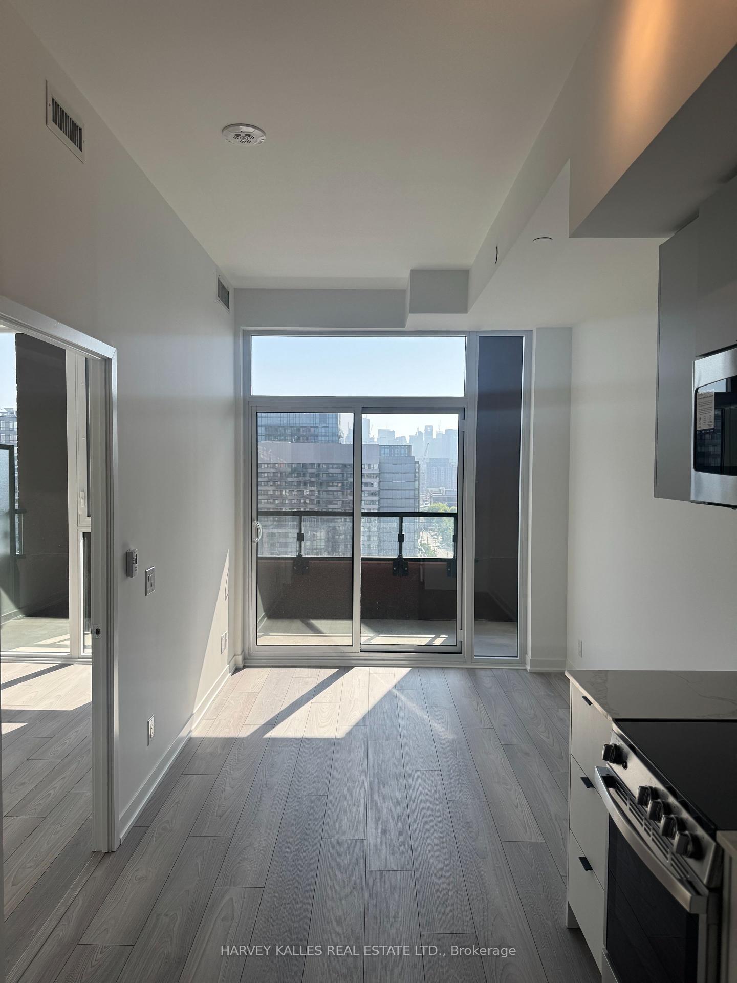 285 Dufferin Street 1109
