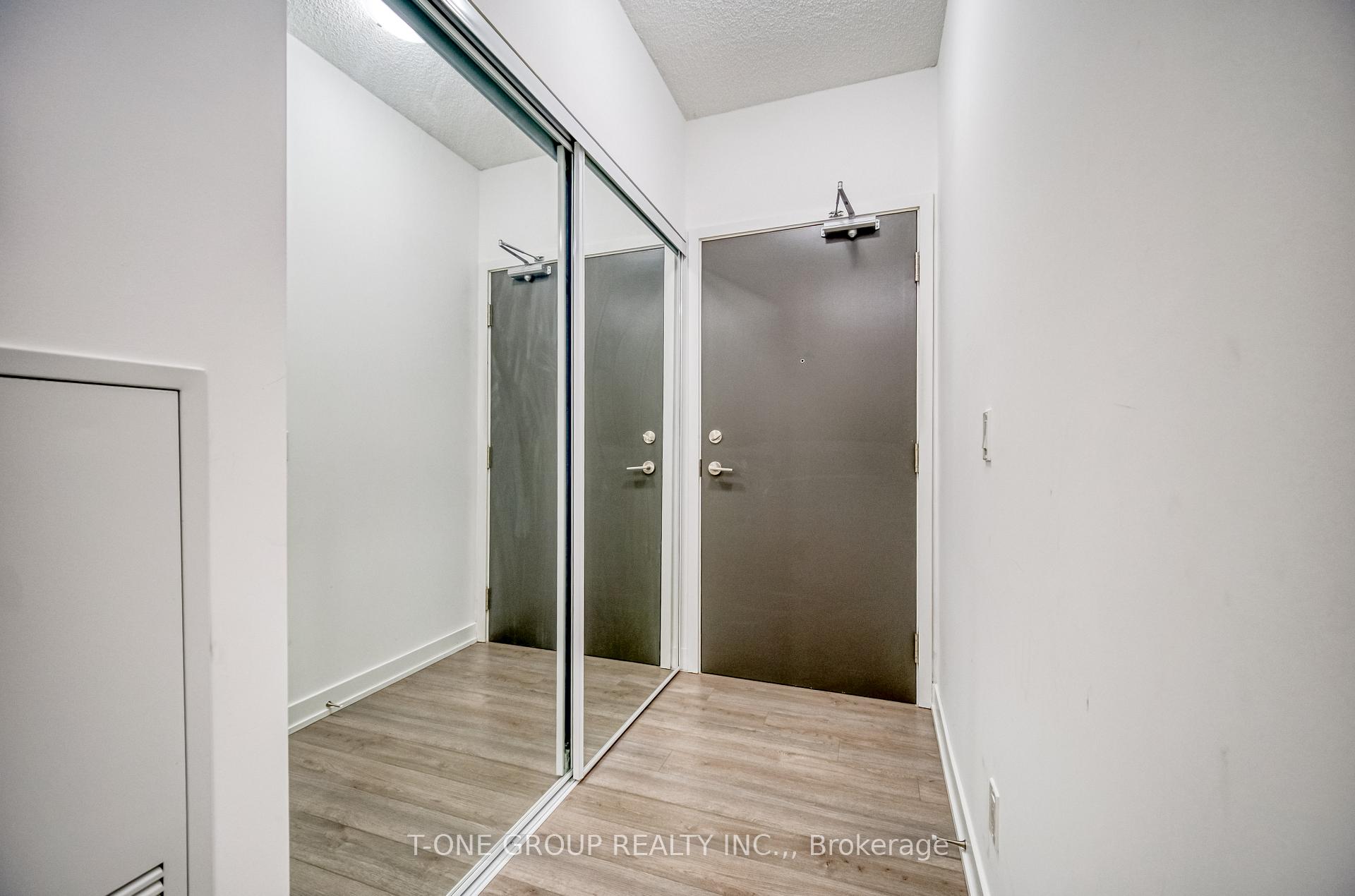 2 Bedrooms Condo at 5180 Yonge, Toronto For sale