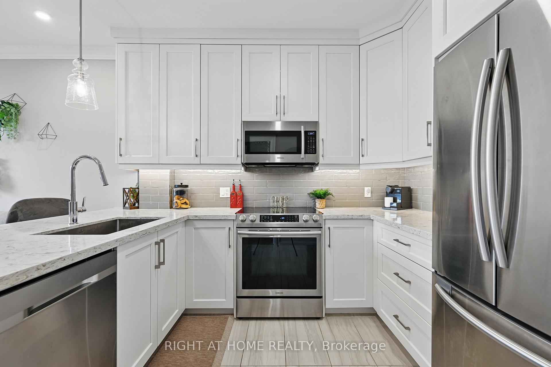 1 Bedroom Condo at 257 Millen, Hamilton For sale