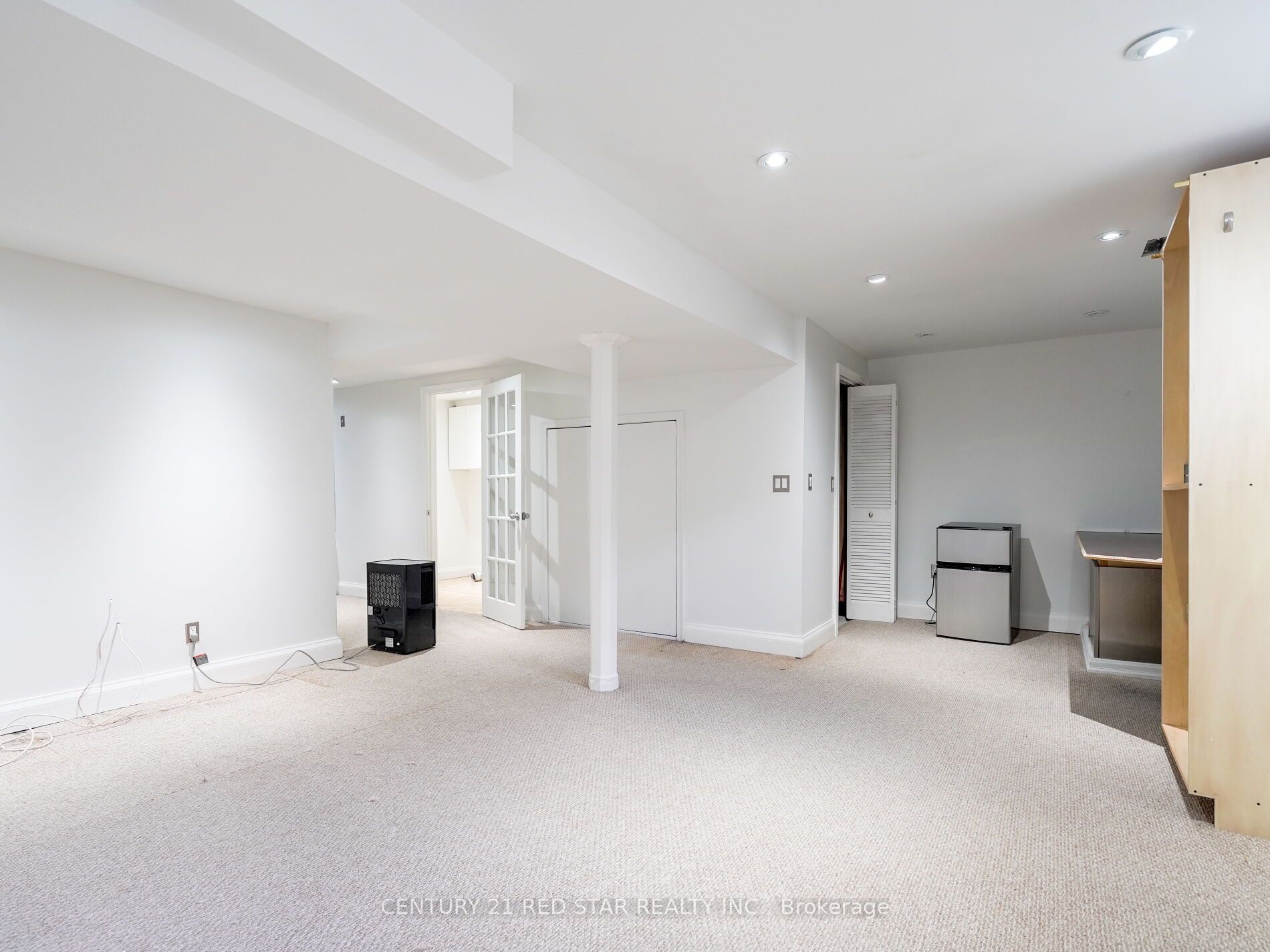 1144 Barclay Circle