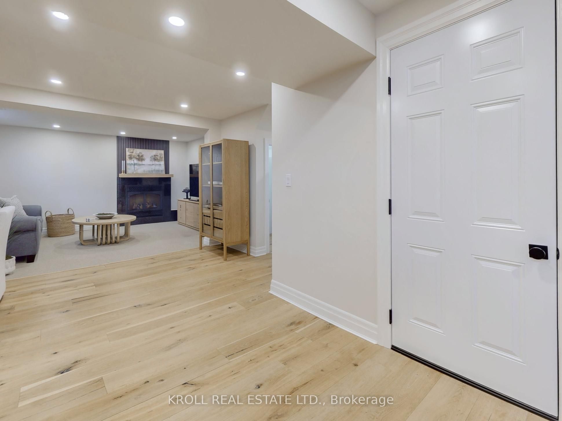 2974 Pettigrew Crescent